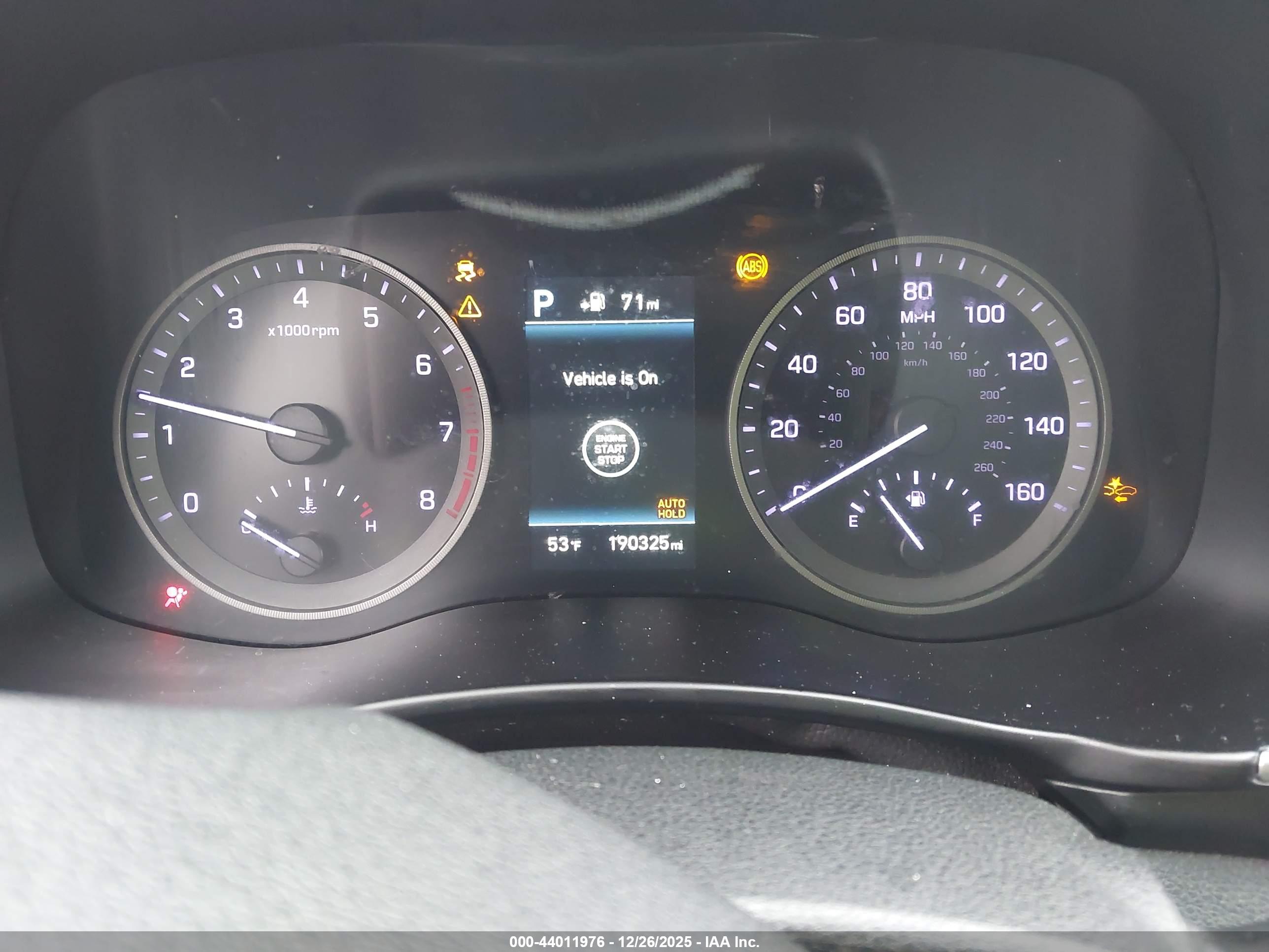 HYUNDAI TUCSON image 7