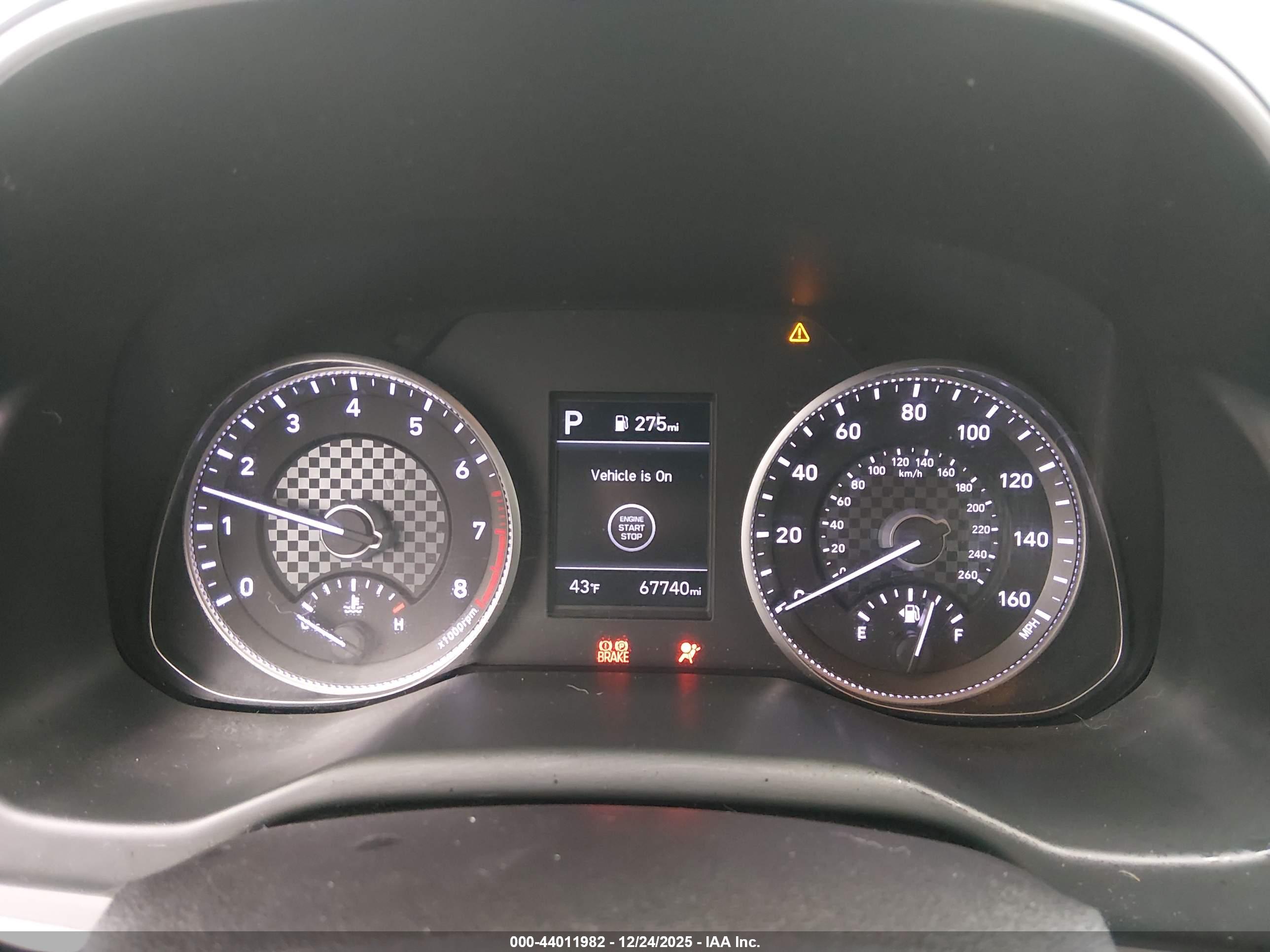 HYUNDAI ELANTRA image 7