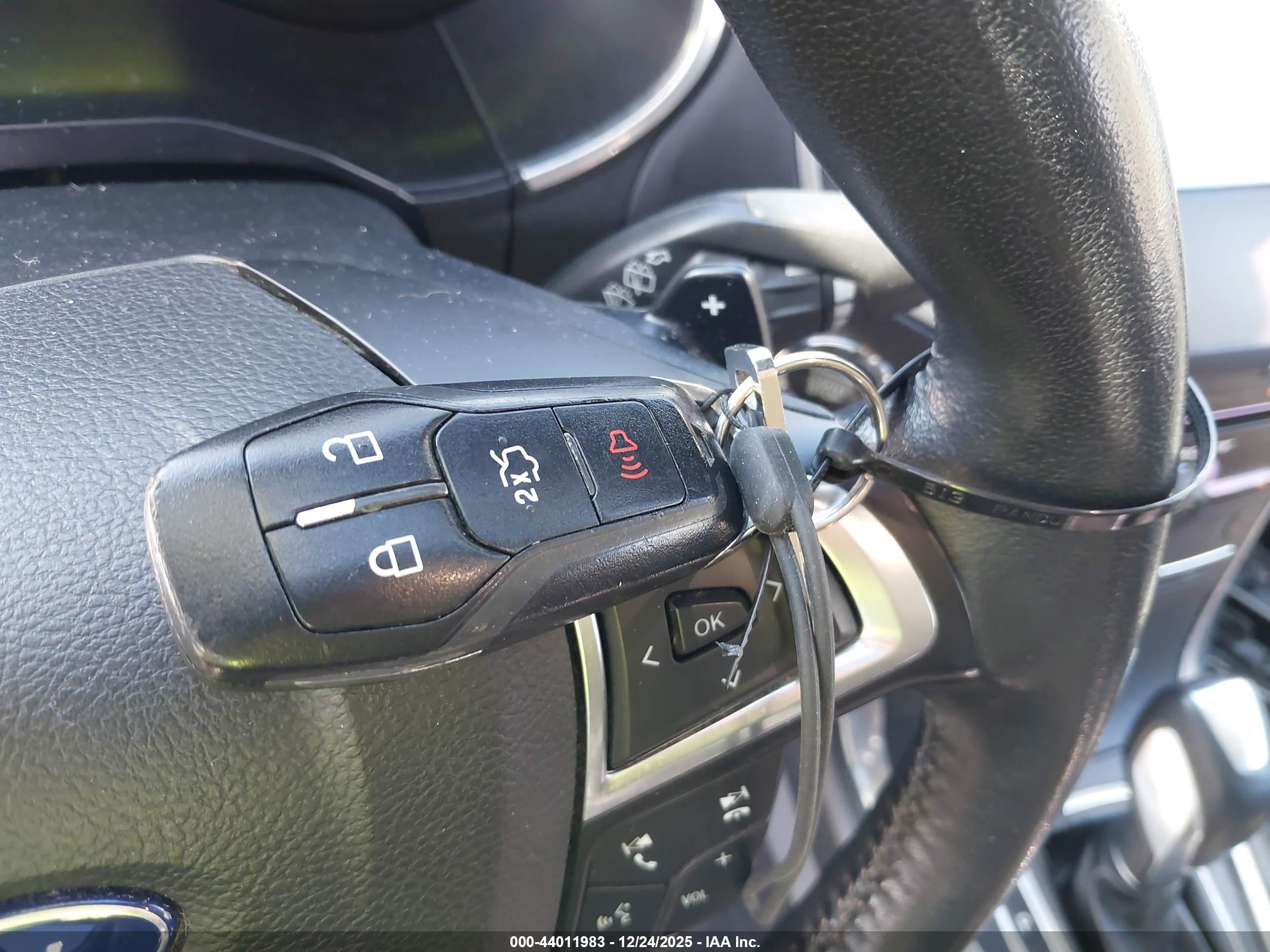 FORD EDGE image 11