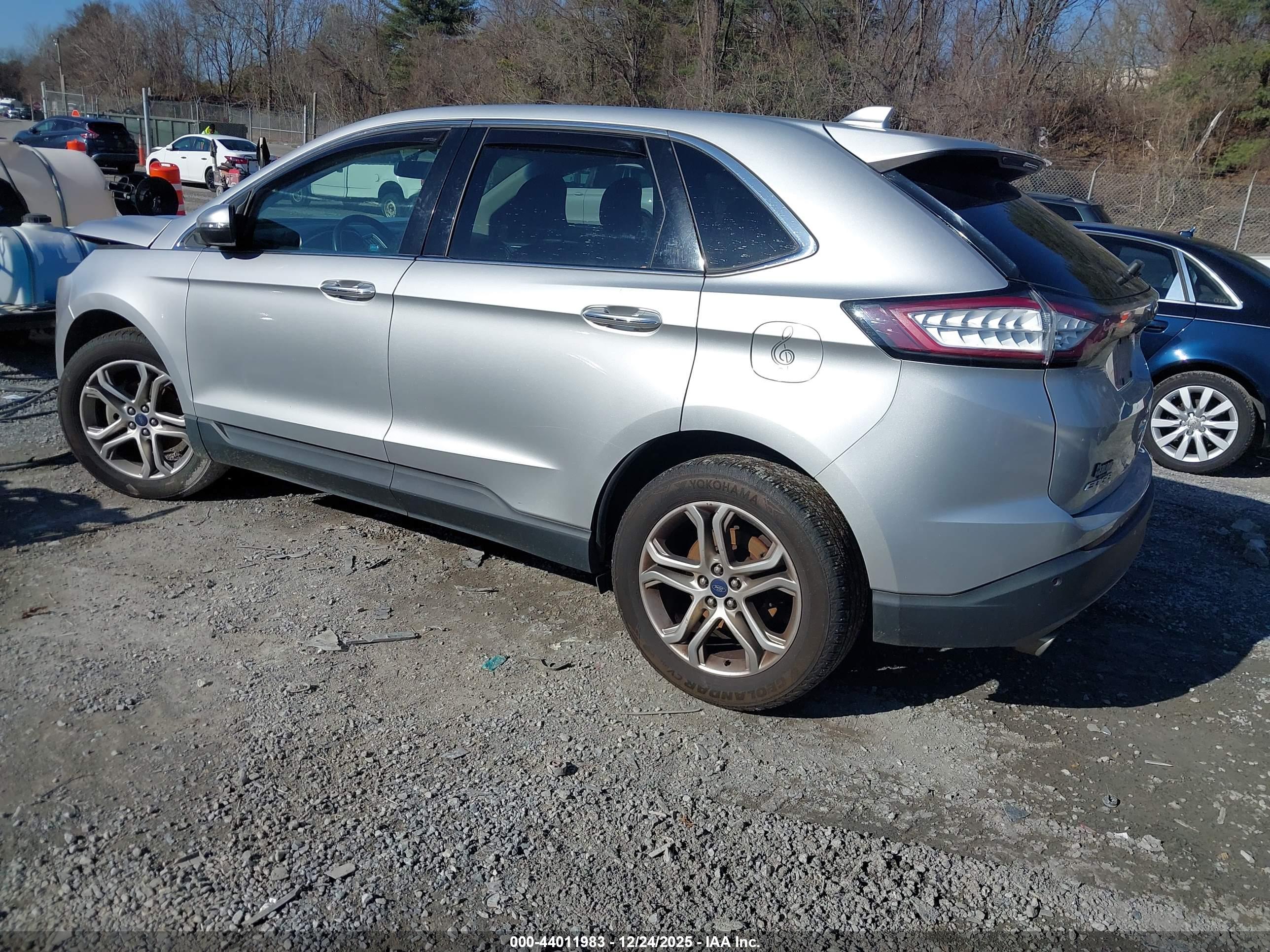 FORD EDGE image 3