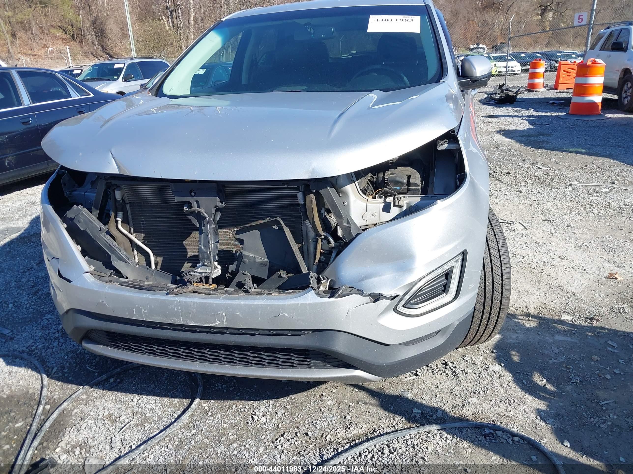 FORD EDGE image 6