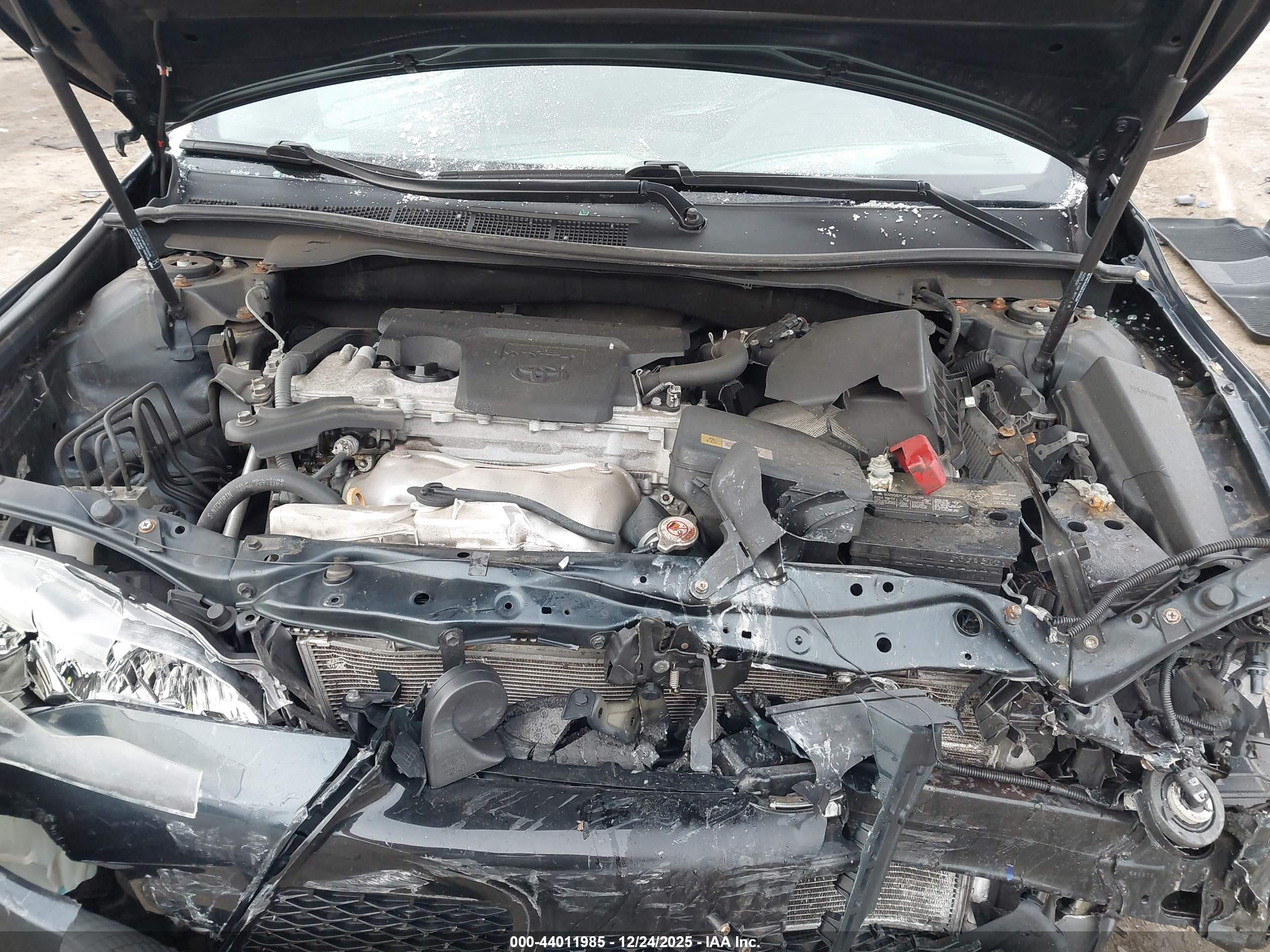 TOYOTA CAMRY image 10