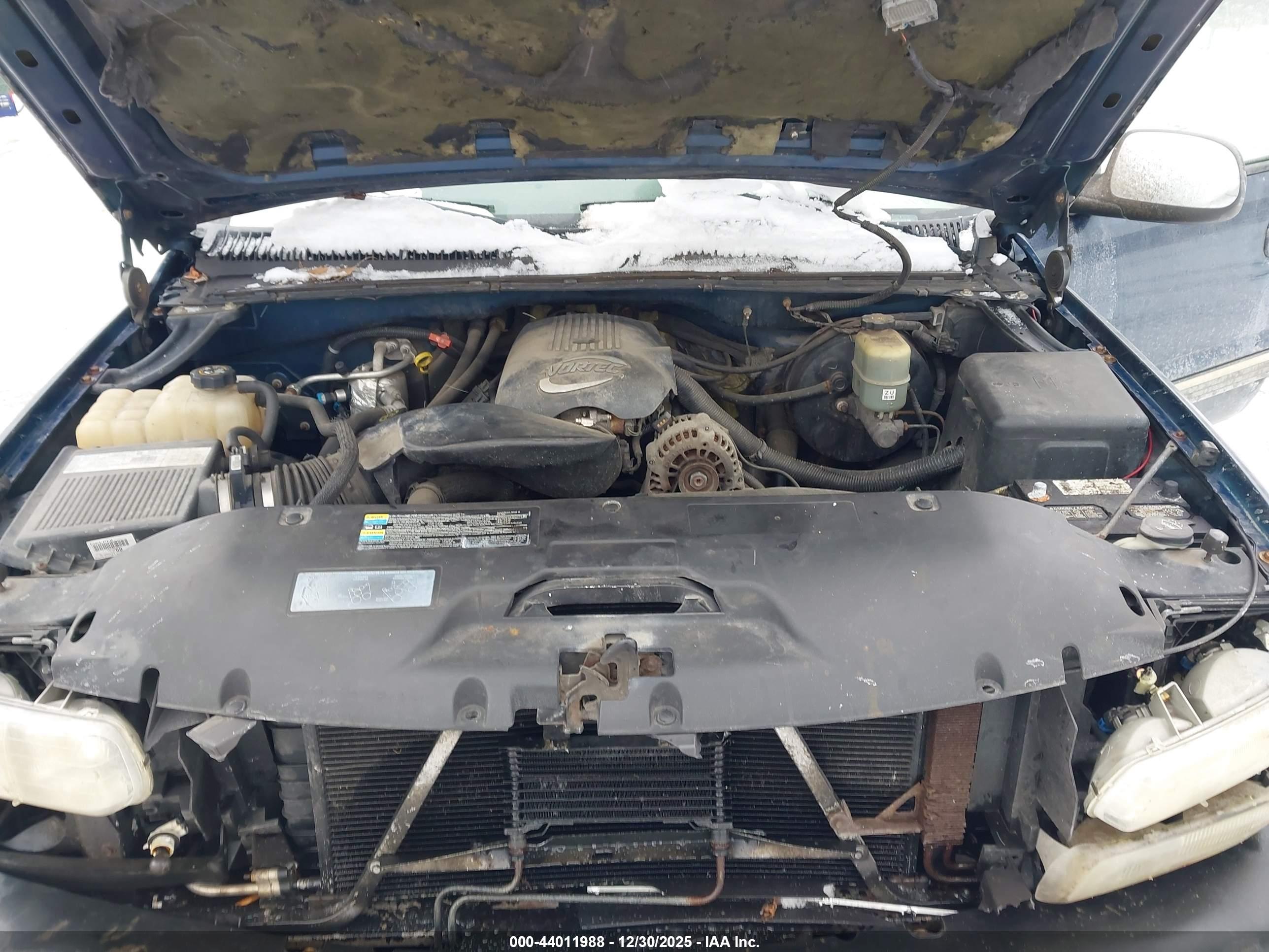 CHEVROLET SILVERADO image 10