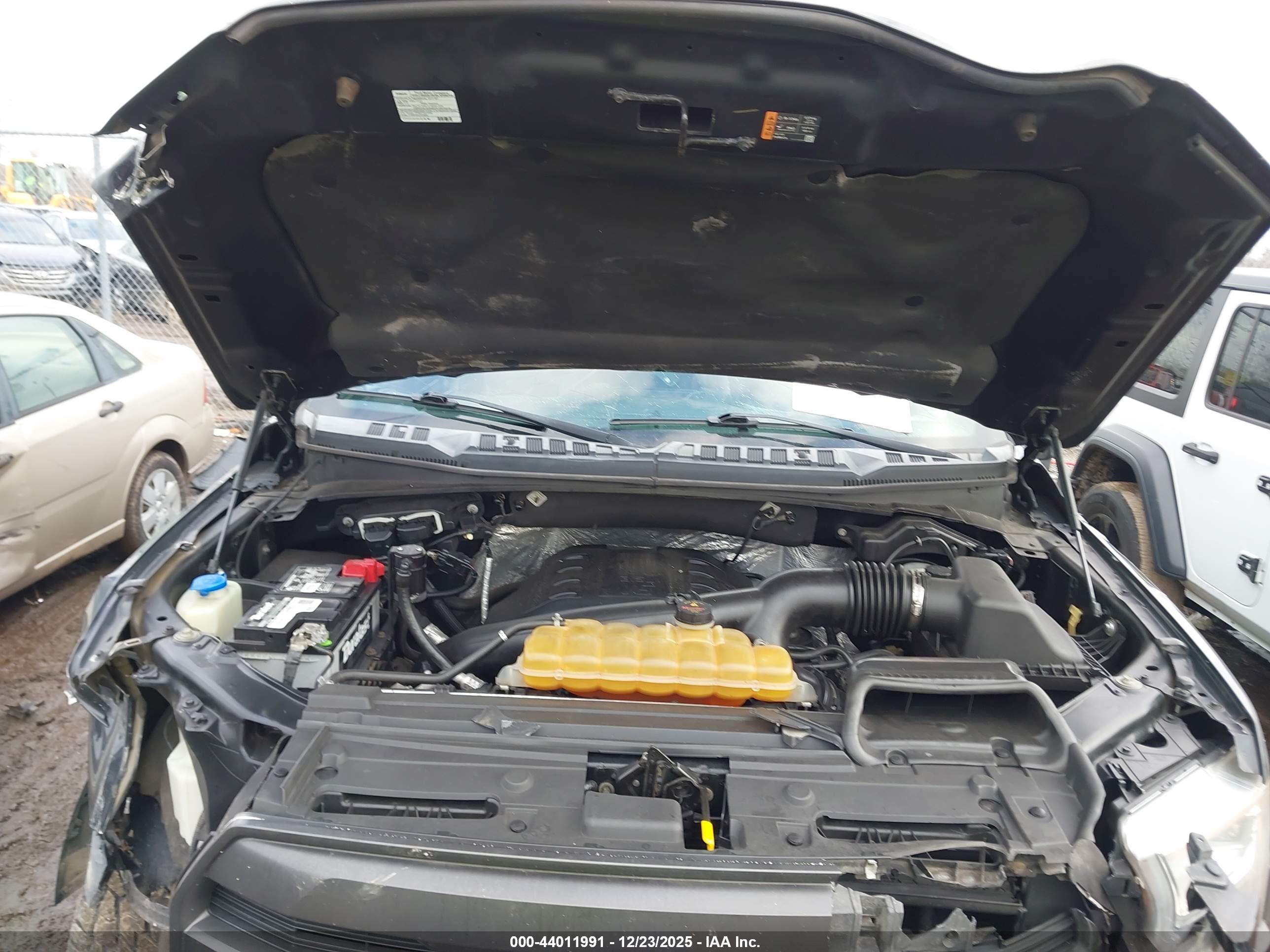 FORD F-150 image 10
