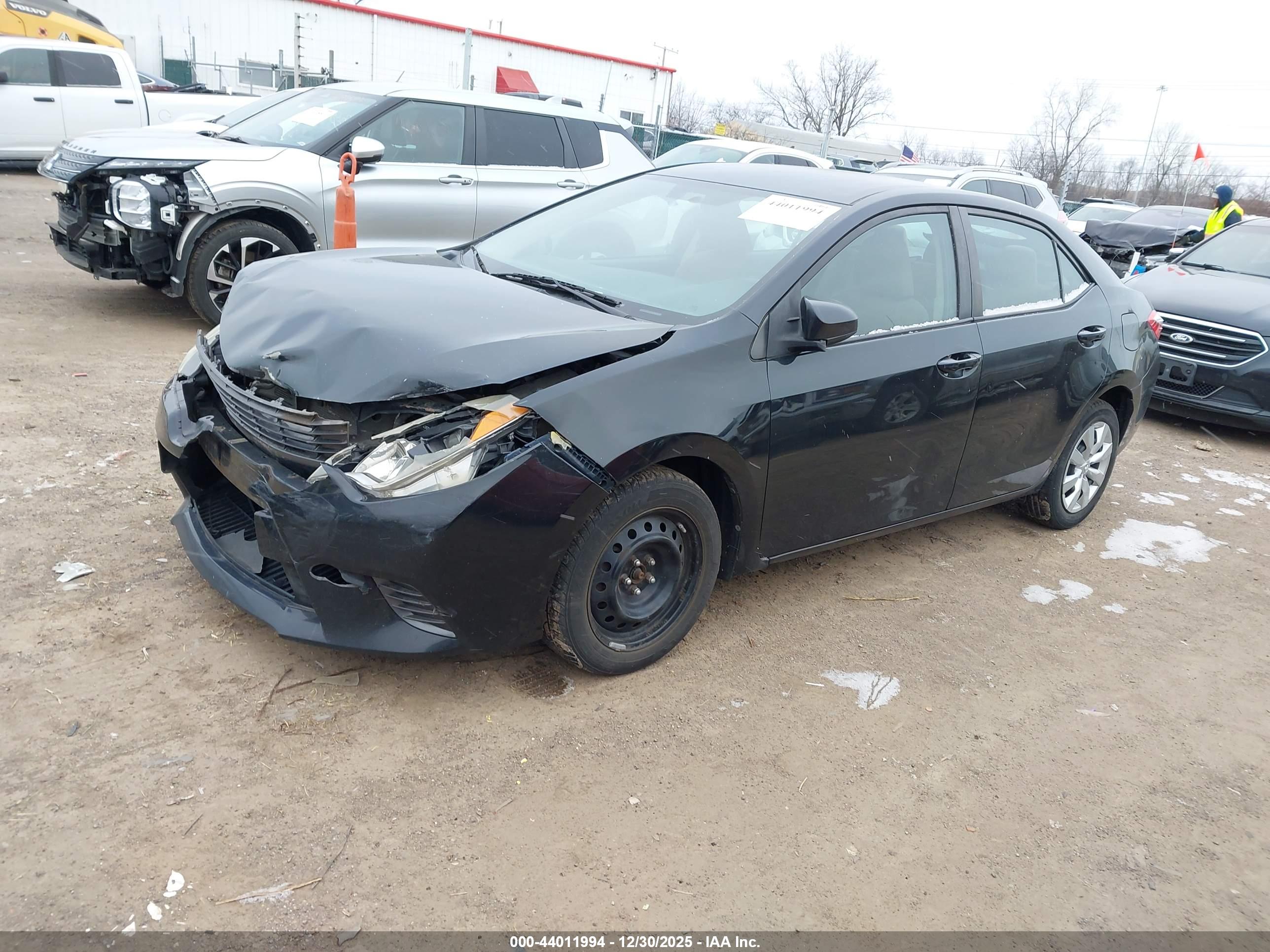 TOYOTA COROLLA image 2