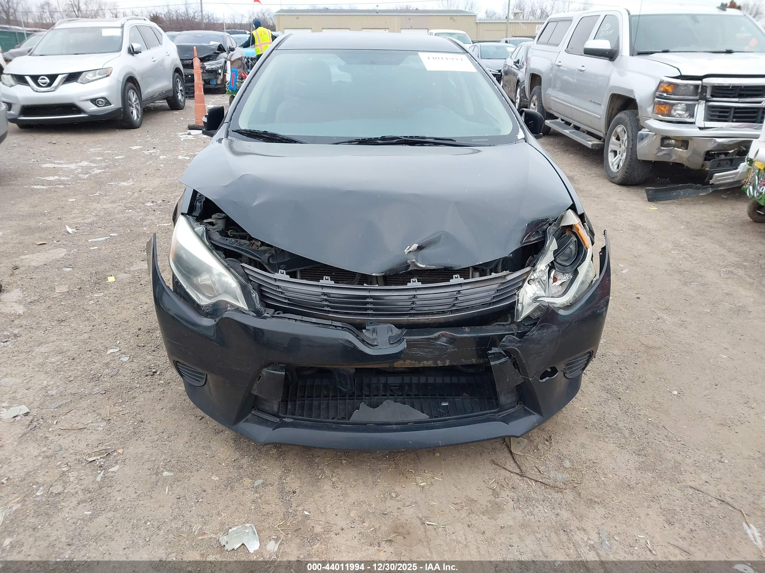 TOYOTA COROLLA image 6