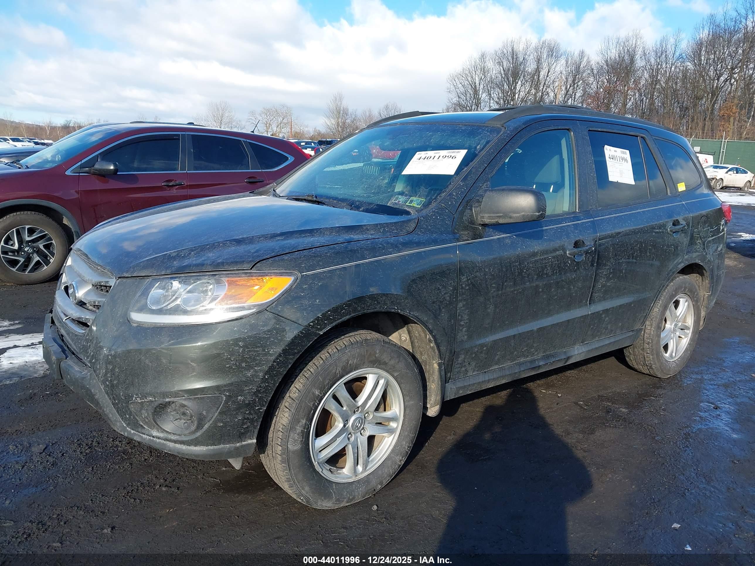 HYUNDAI SANTA image 2