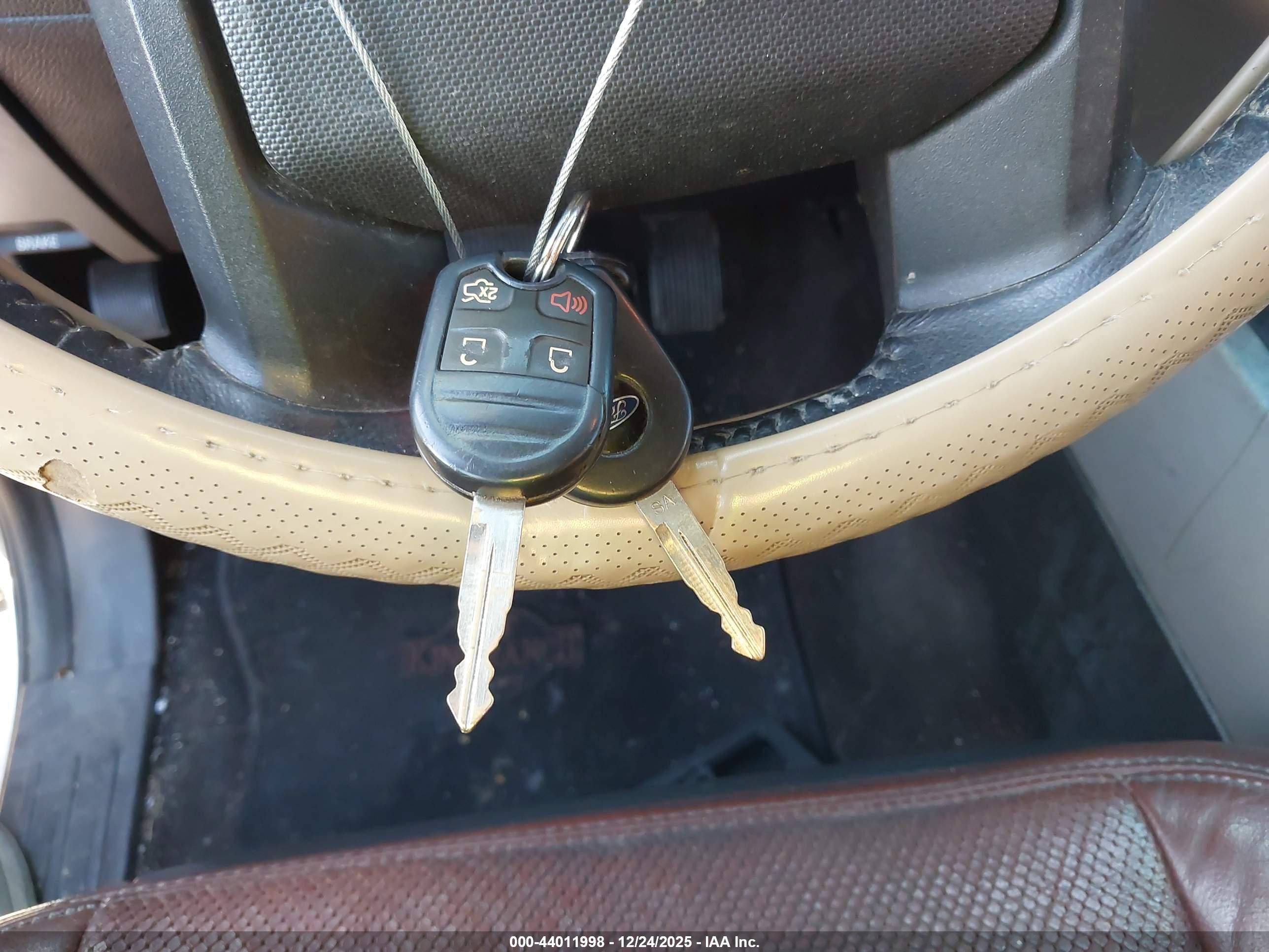 FORD EXPEDITION image 11