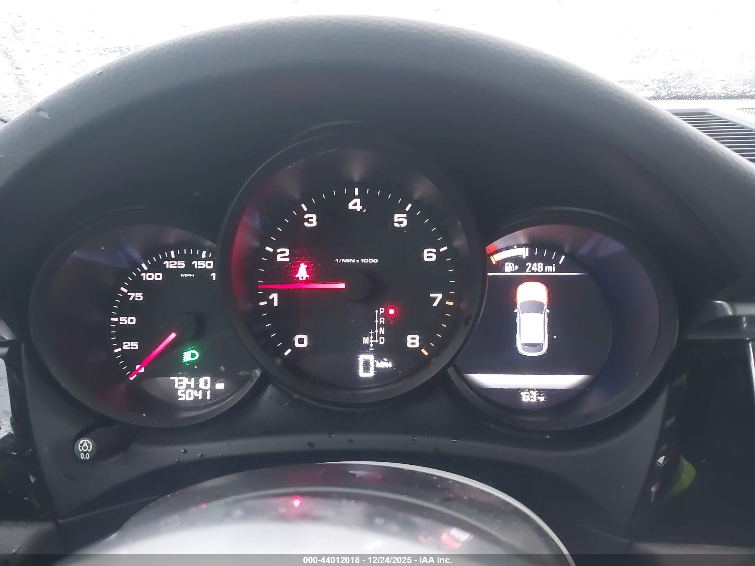 PORSCHE MACAN image 7