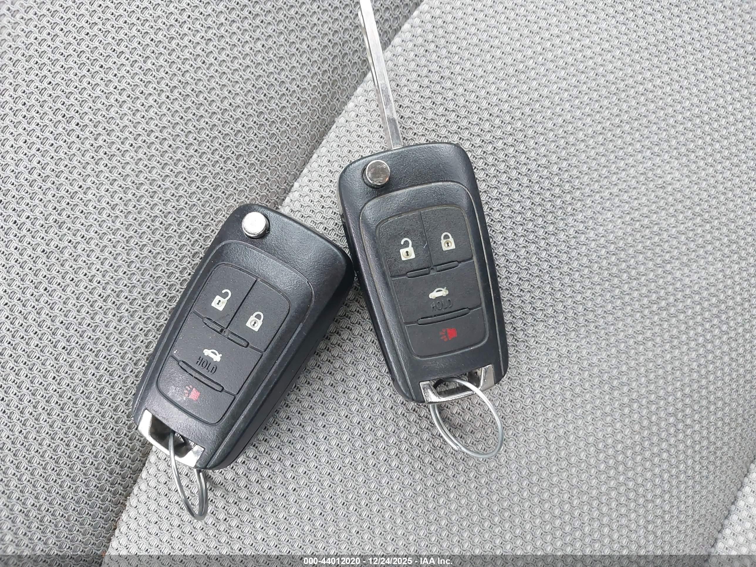 CHEVROLET CRUZE image 11