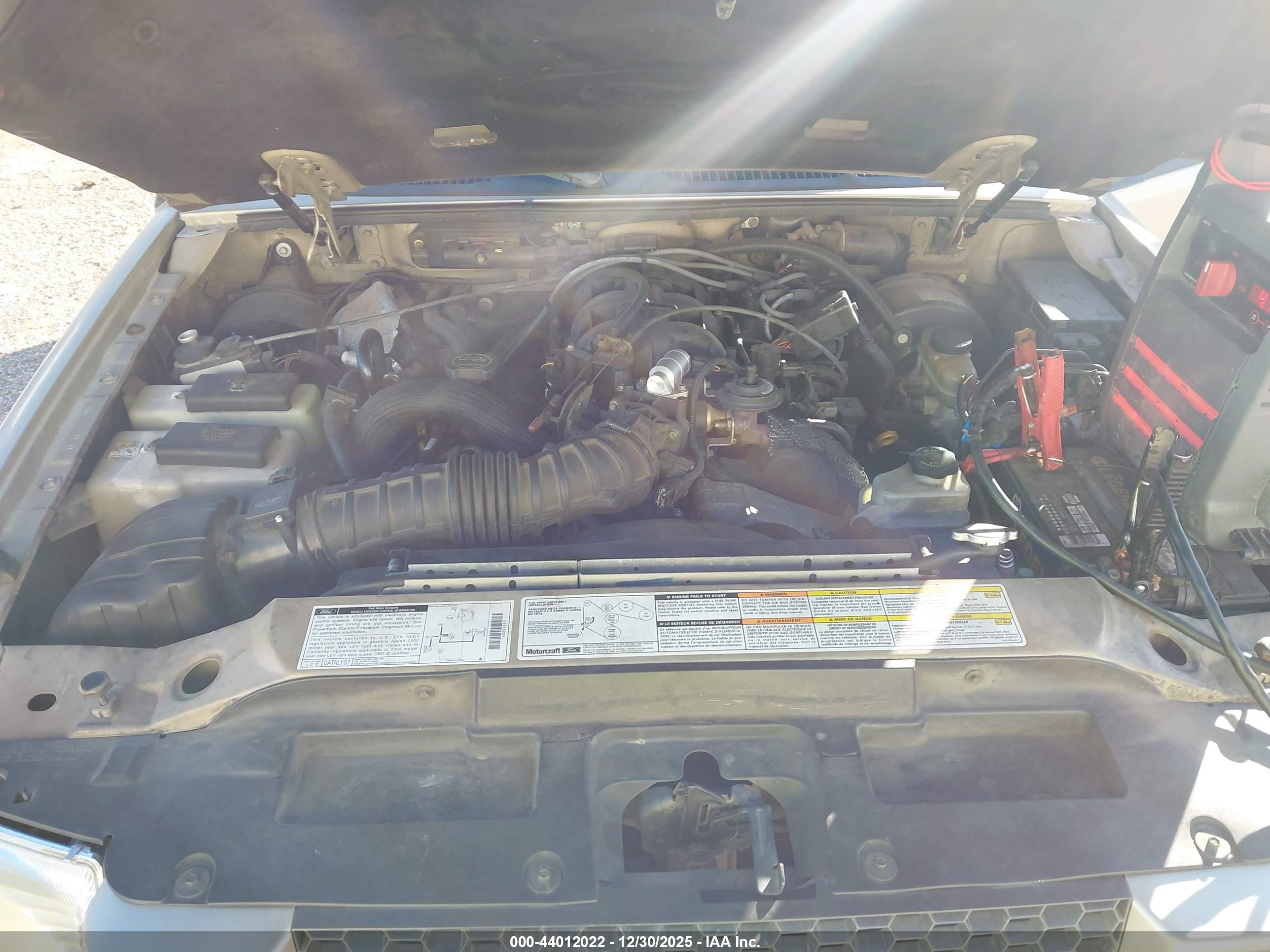 FORD EXPLORER image 10