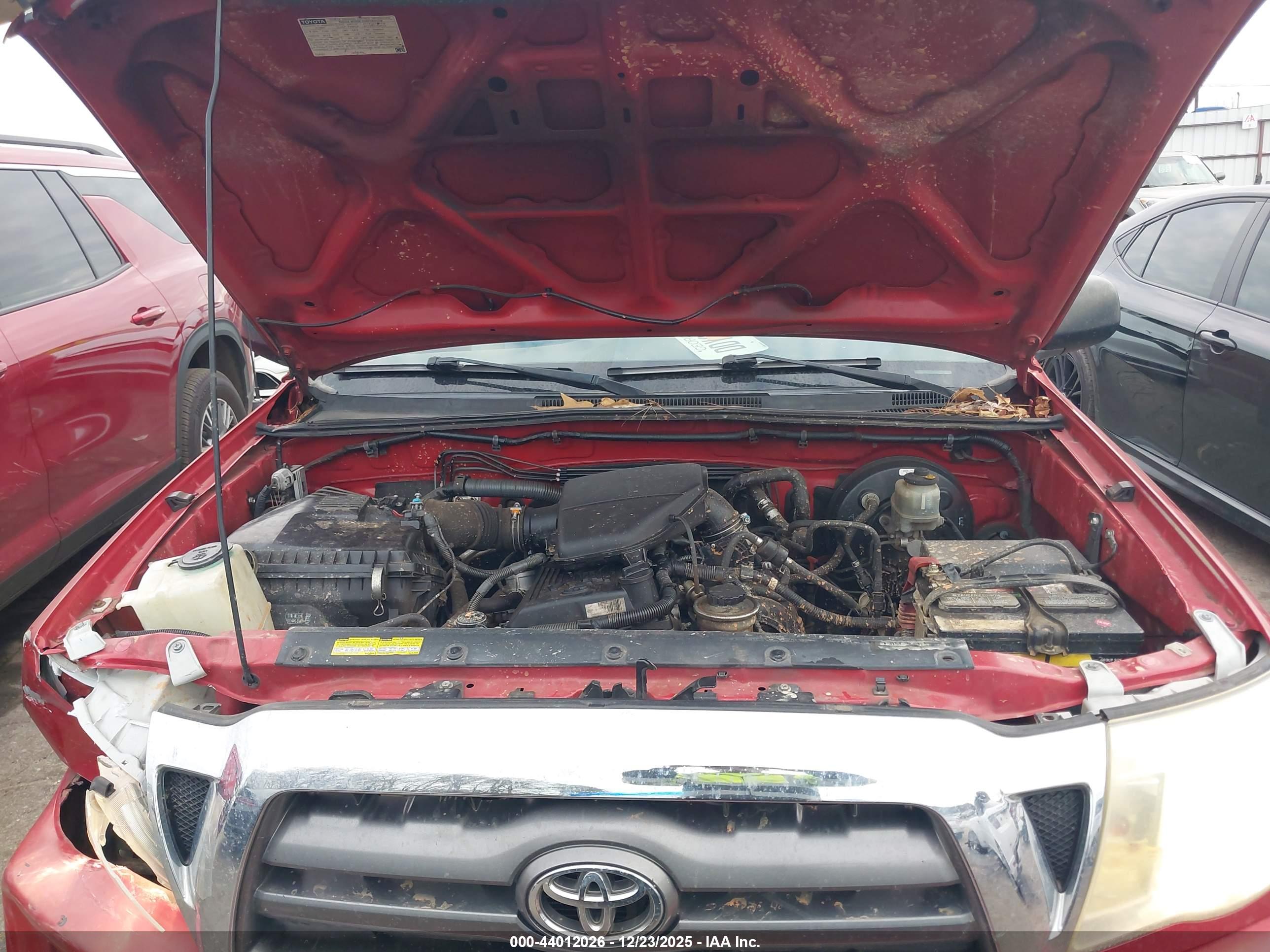 TOYOTA TACOMA image 10