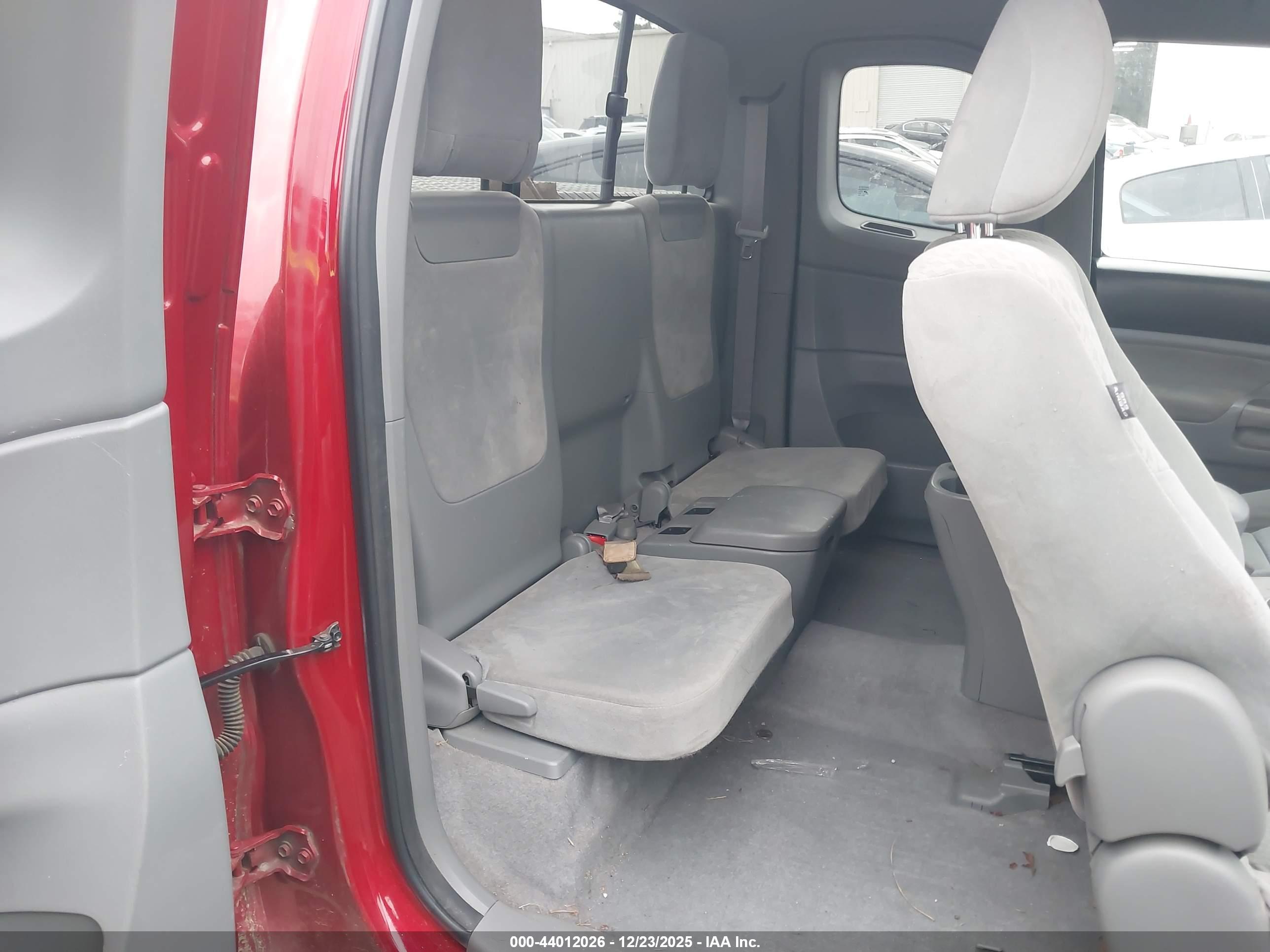 TOYOTA TACOMA image 8