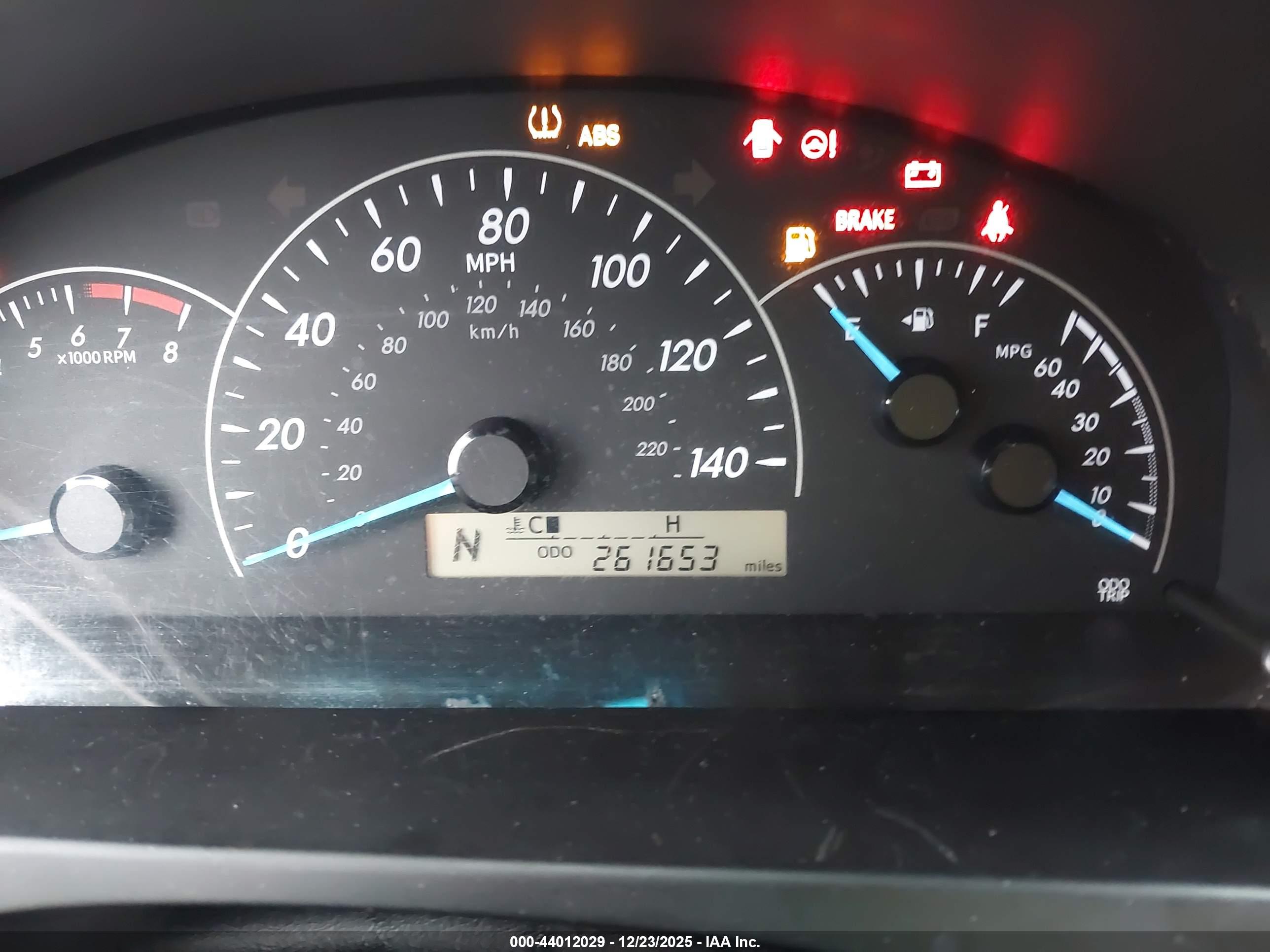 TOYOTA CAMRY image 7