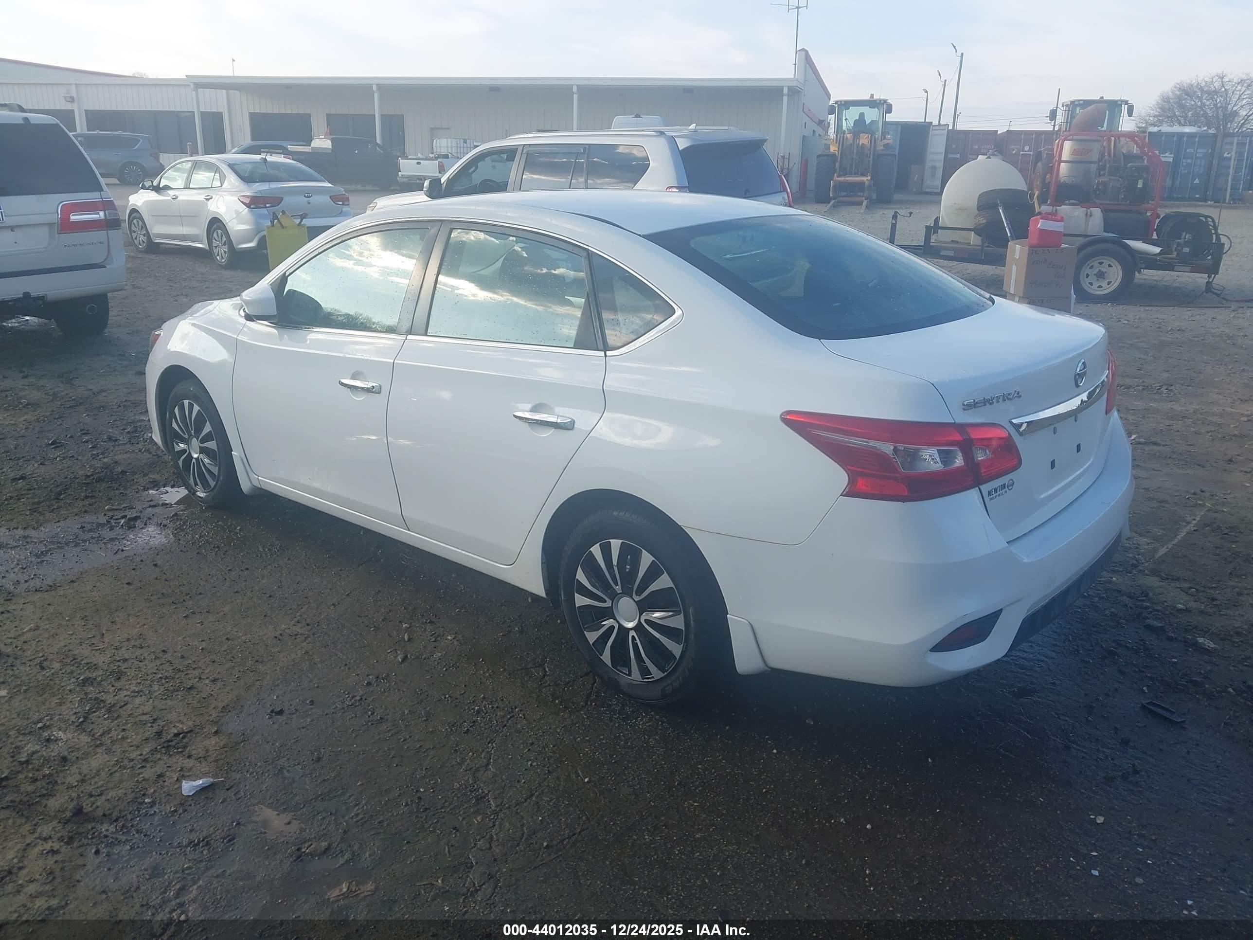NISSAN SENTRA image 3
