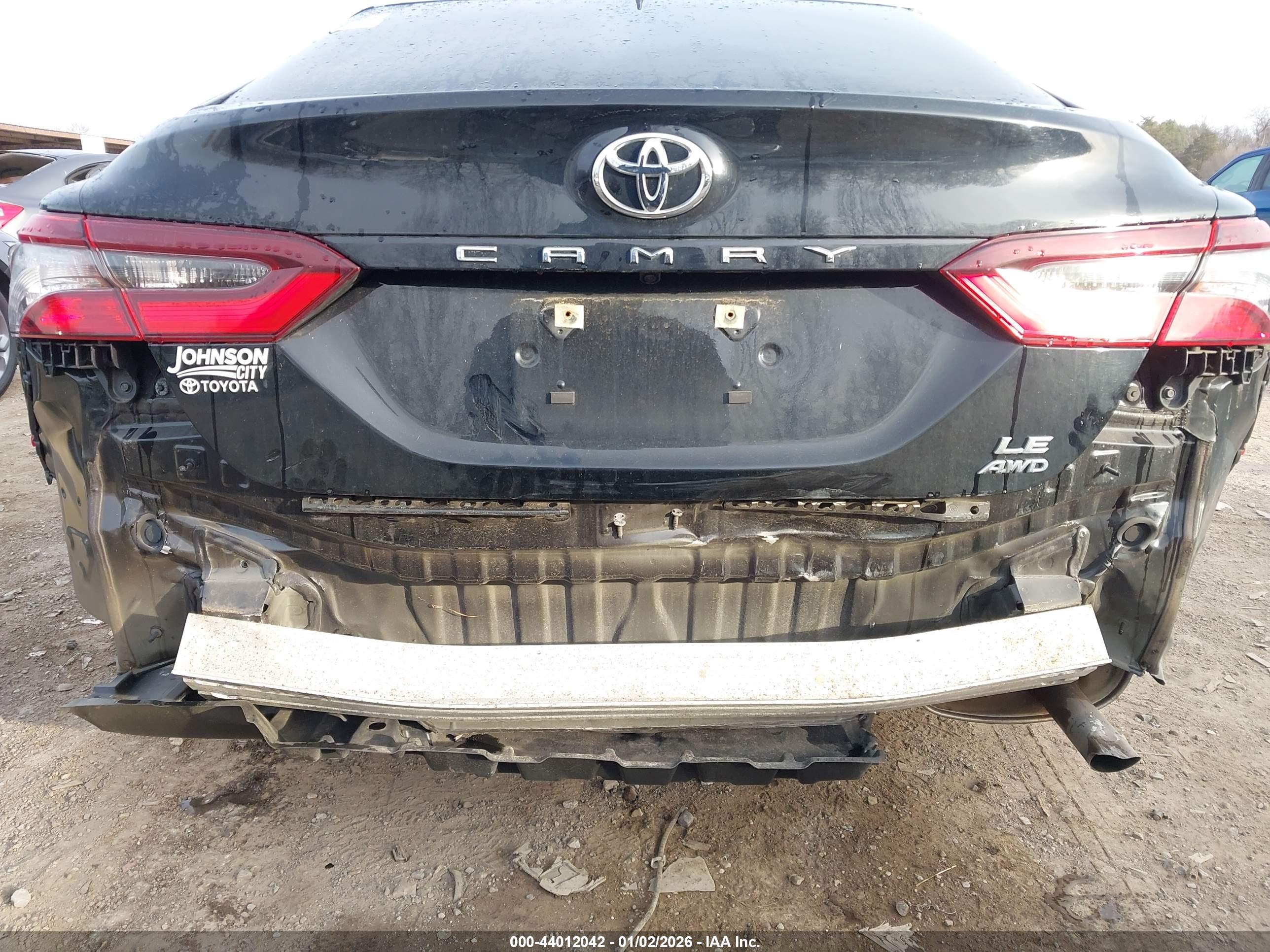 TOYOTA CAMRY image 6