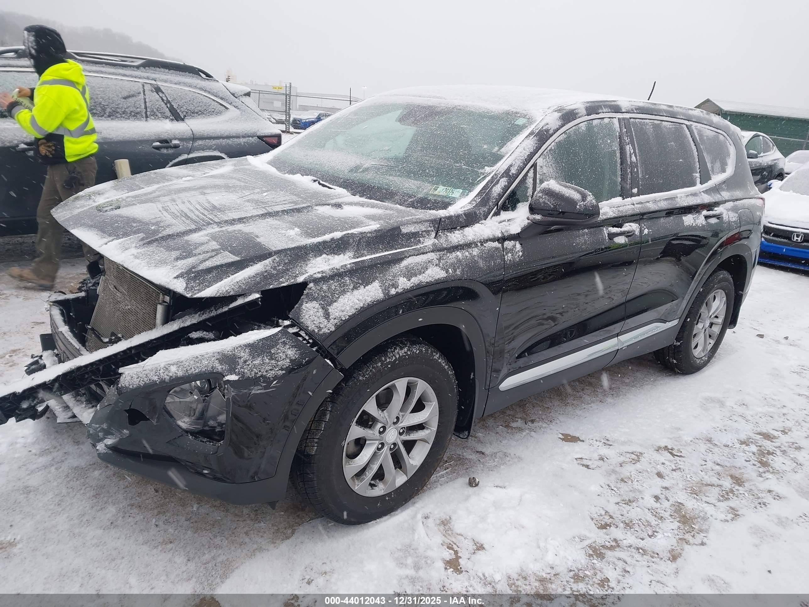 HYUNDAI SANTA image 2
