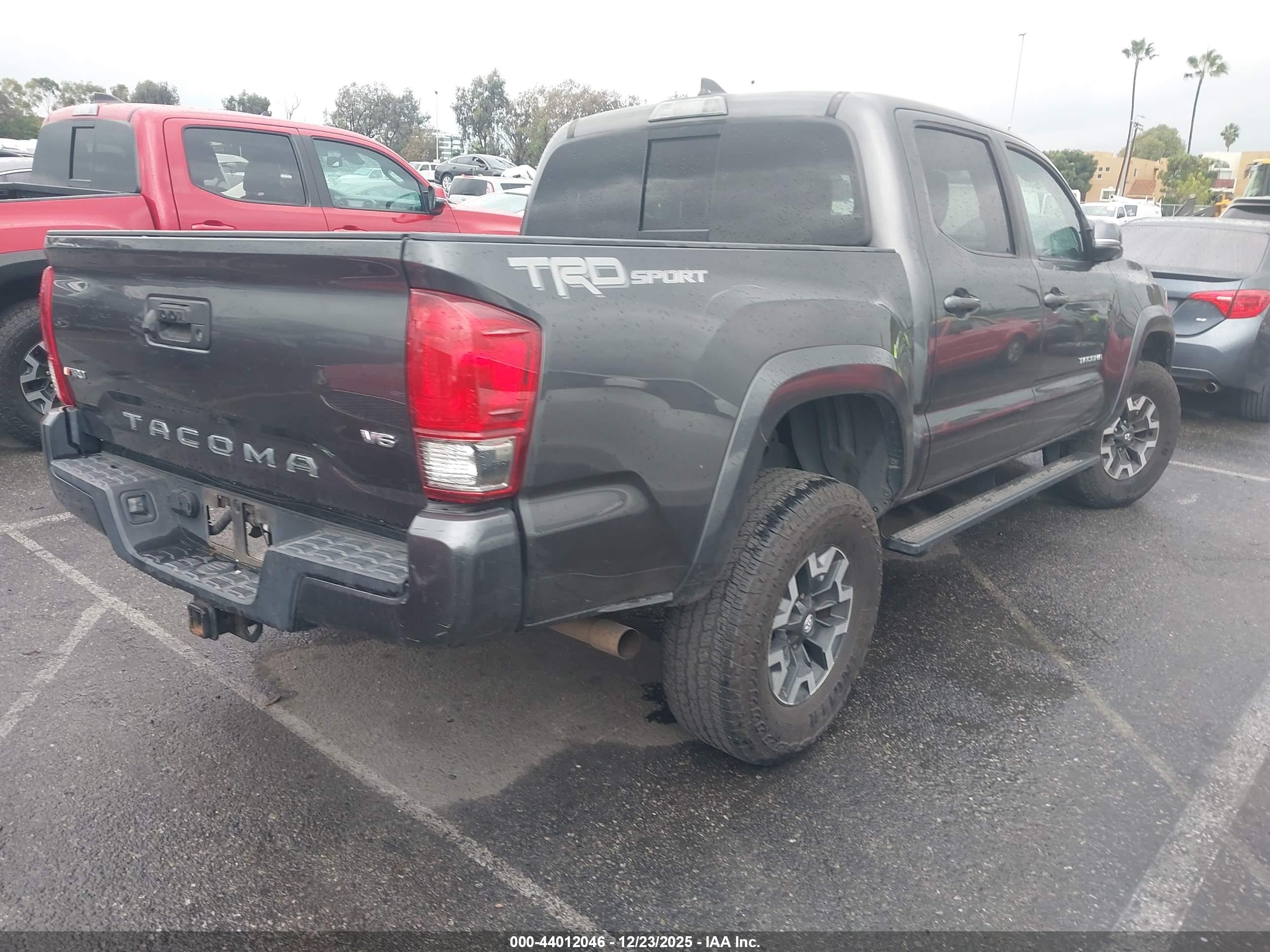 TOYOTA TACOMA image 4