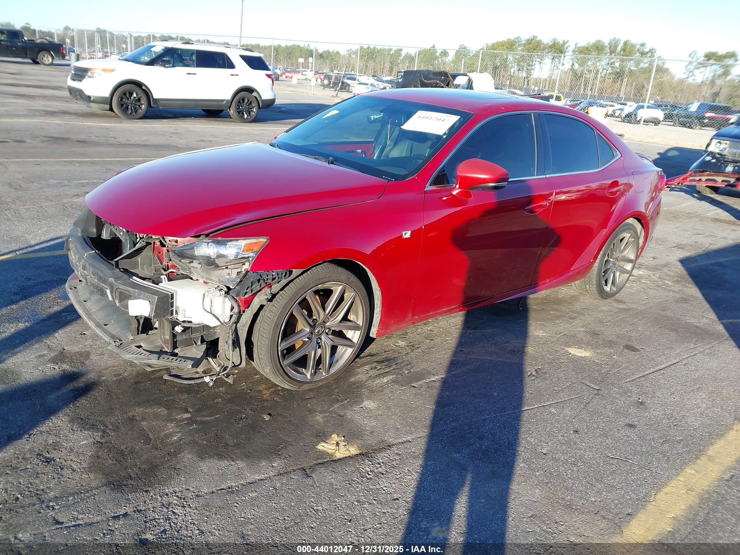 LEXUS IS image 2