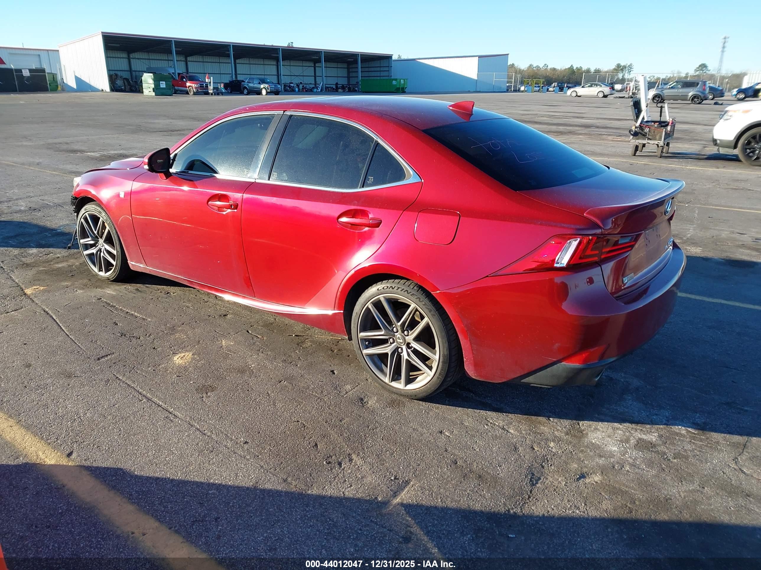 LEXUS IS image 3