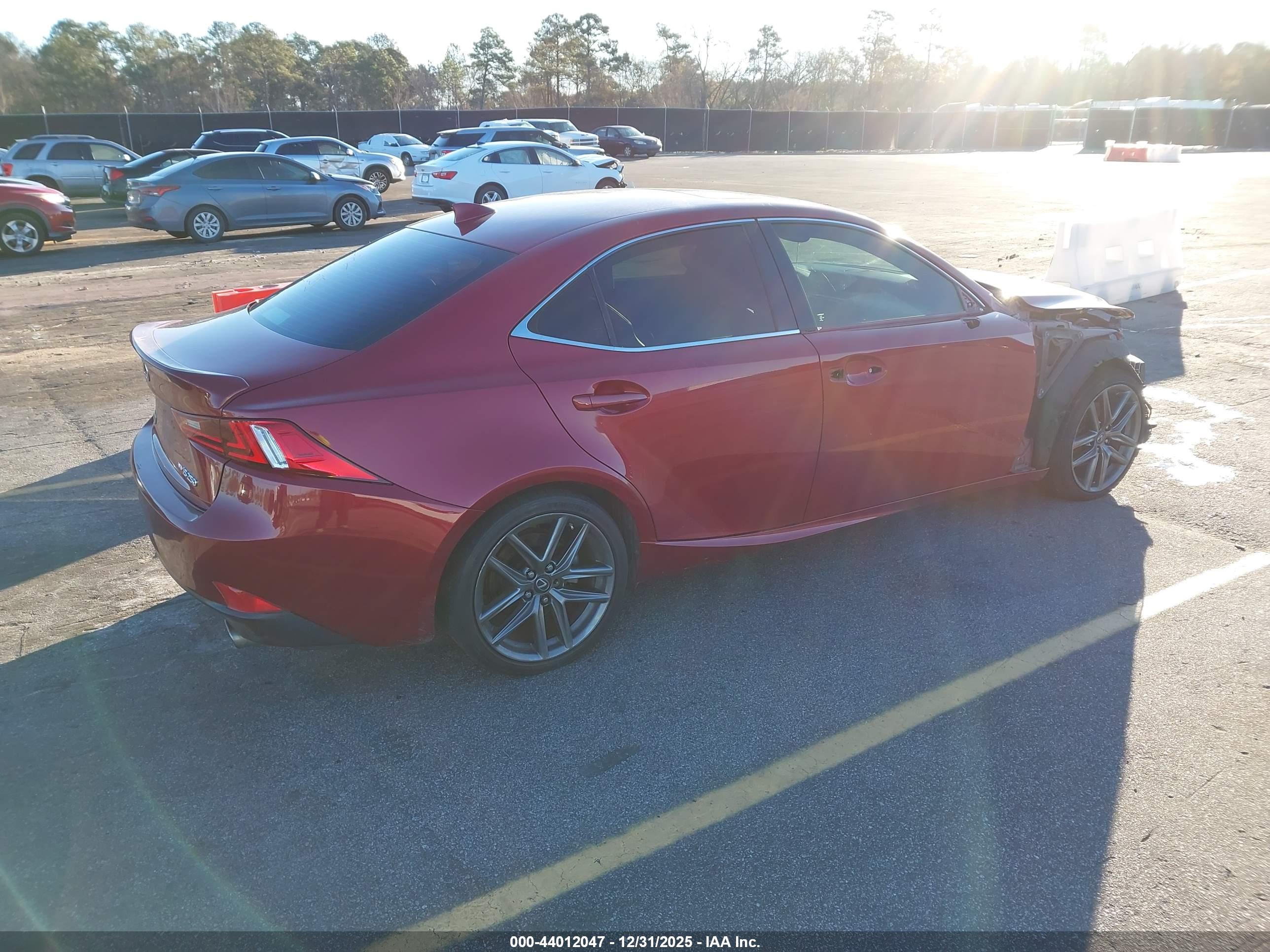 LEXUS IS image 4