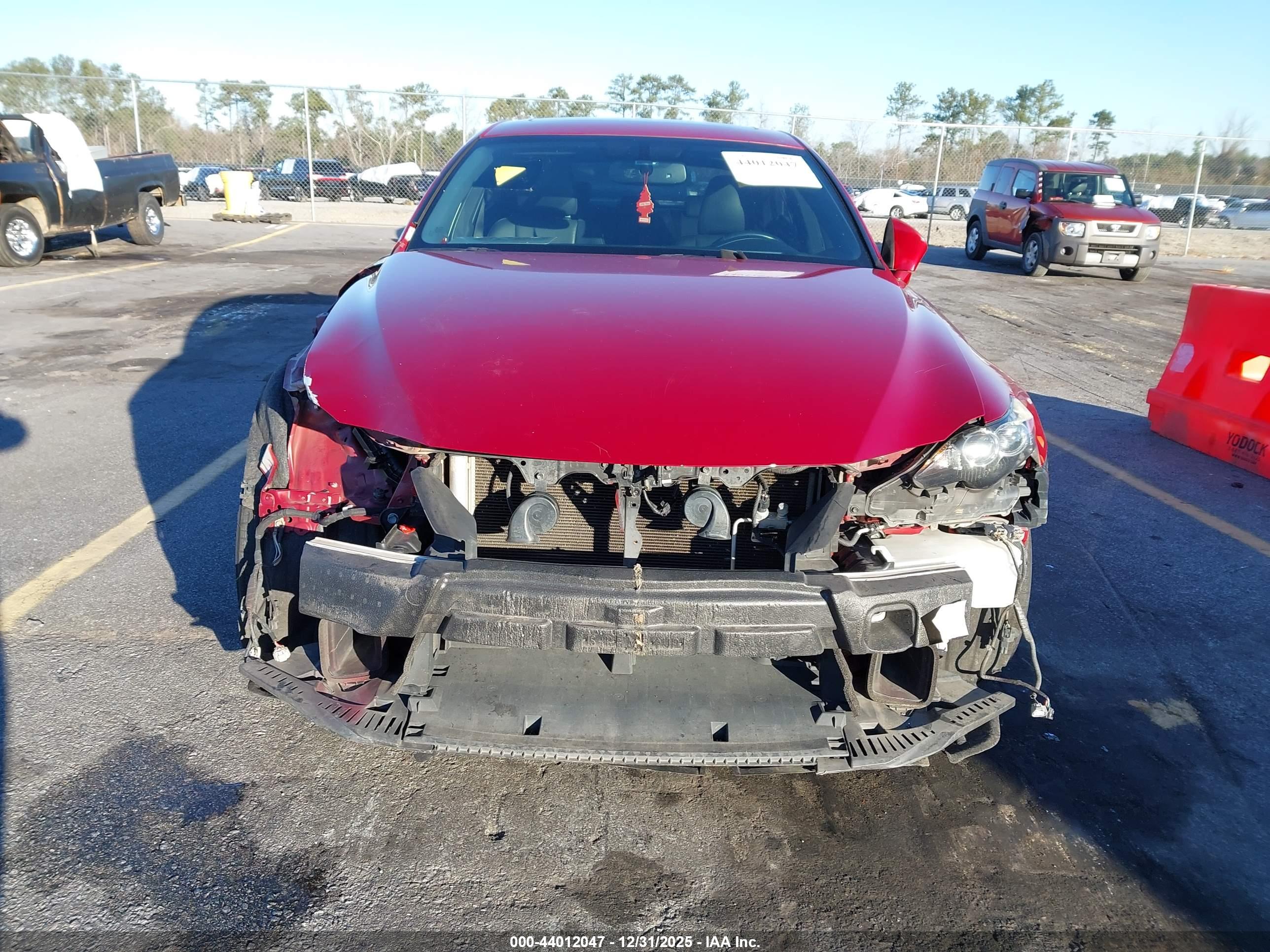 LEXUS IS image 6