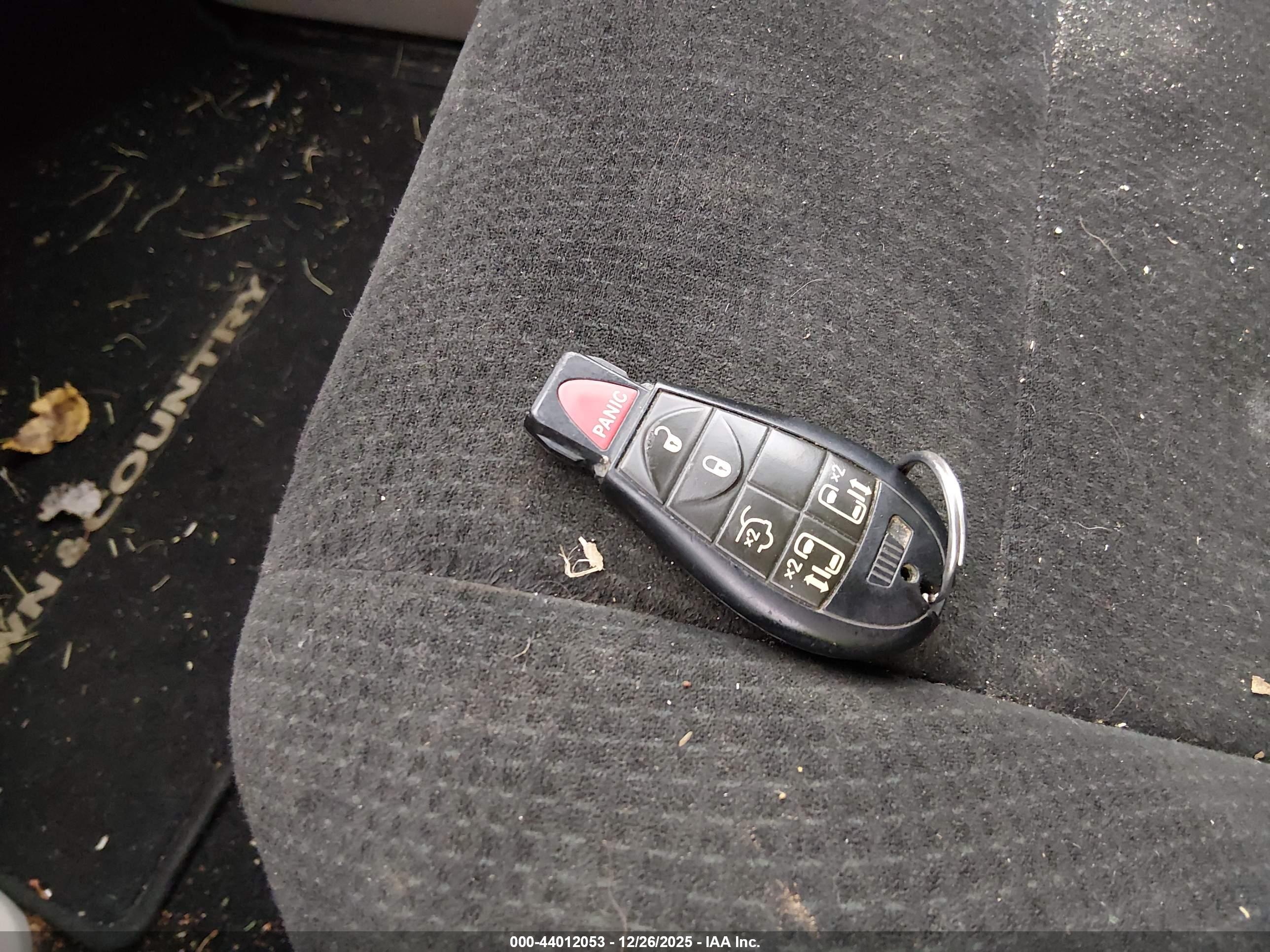 CHRYSLER TOWN image 11
