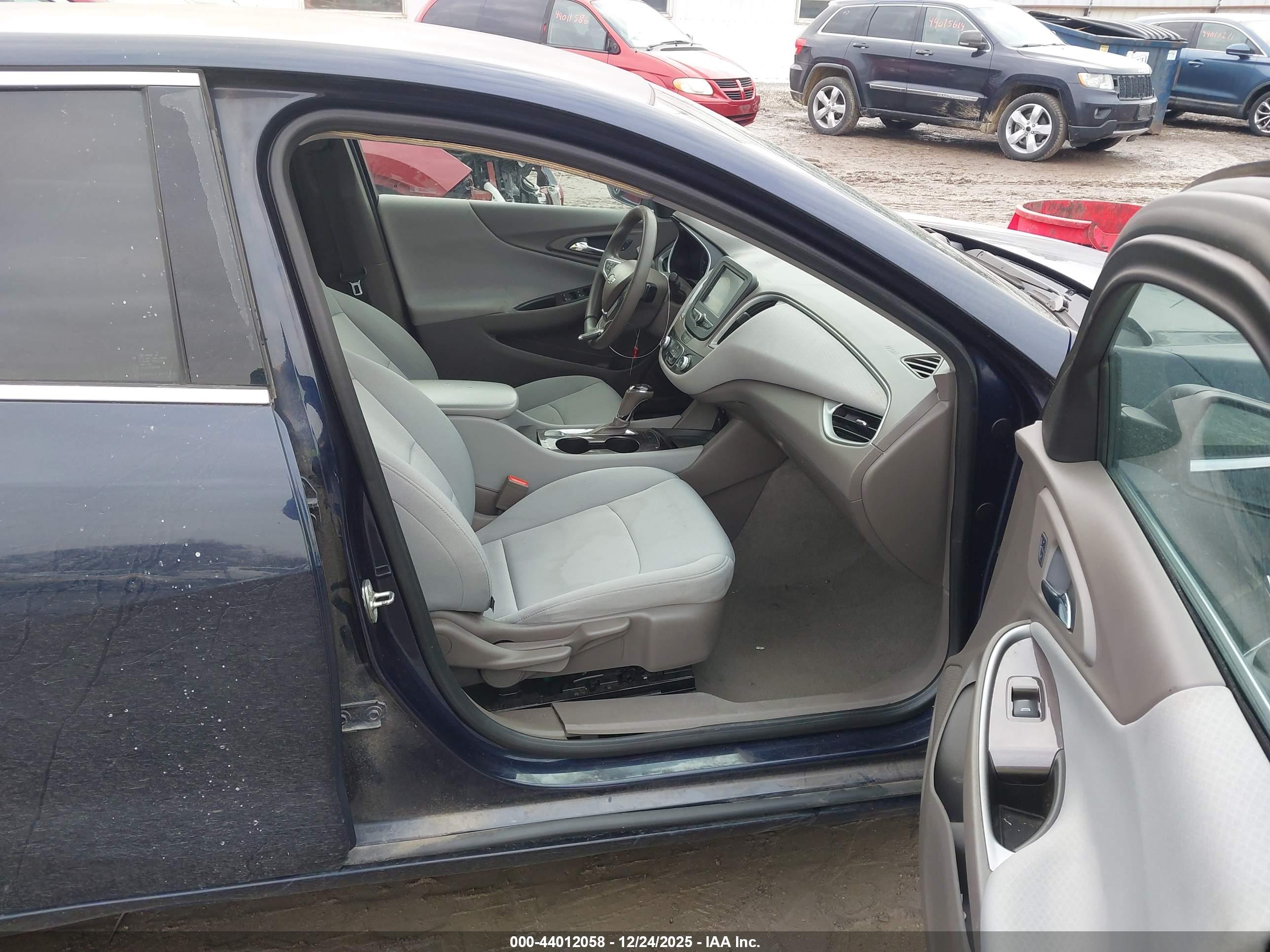 CHEVROLET MALIBU image 5