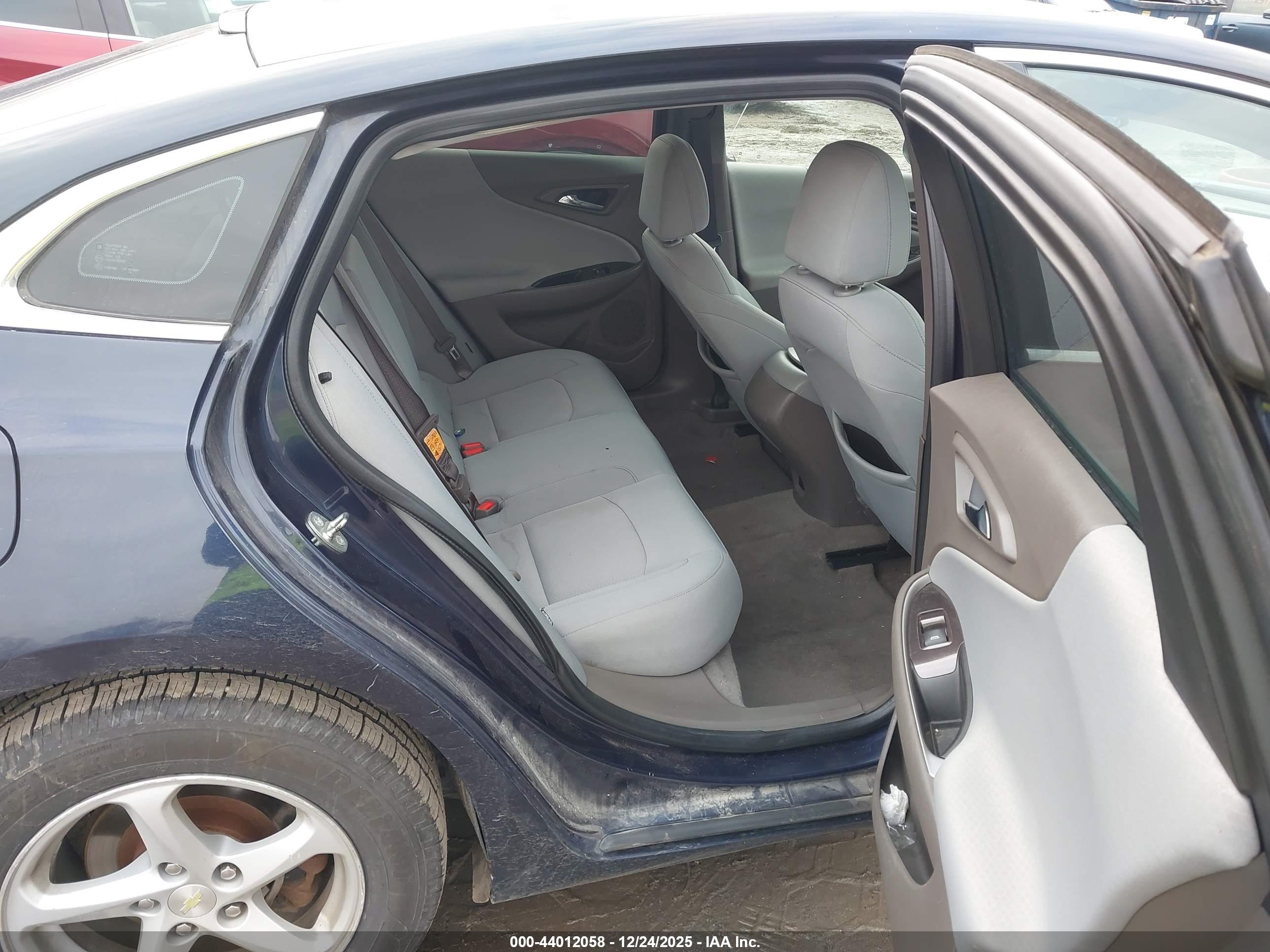 CHEVROLET MALIBU image 8