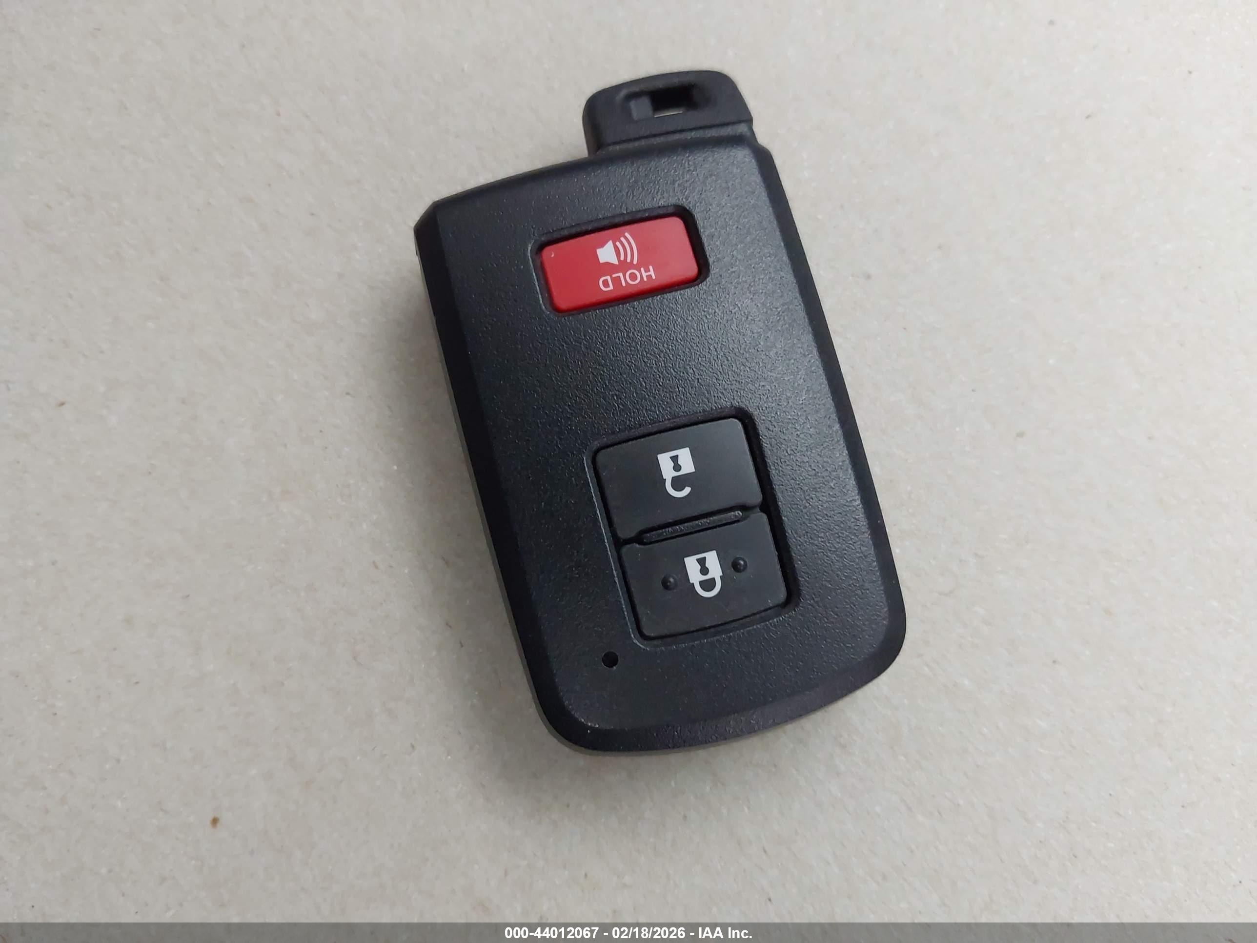 TOYOTA 4RUNNER image 11