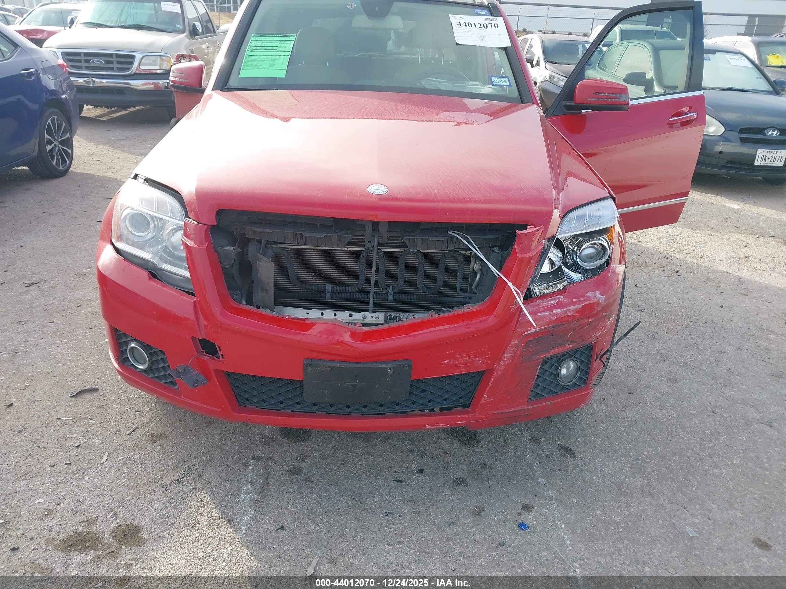 MERCEDES-BENZ GLK image 6