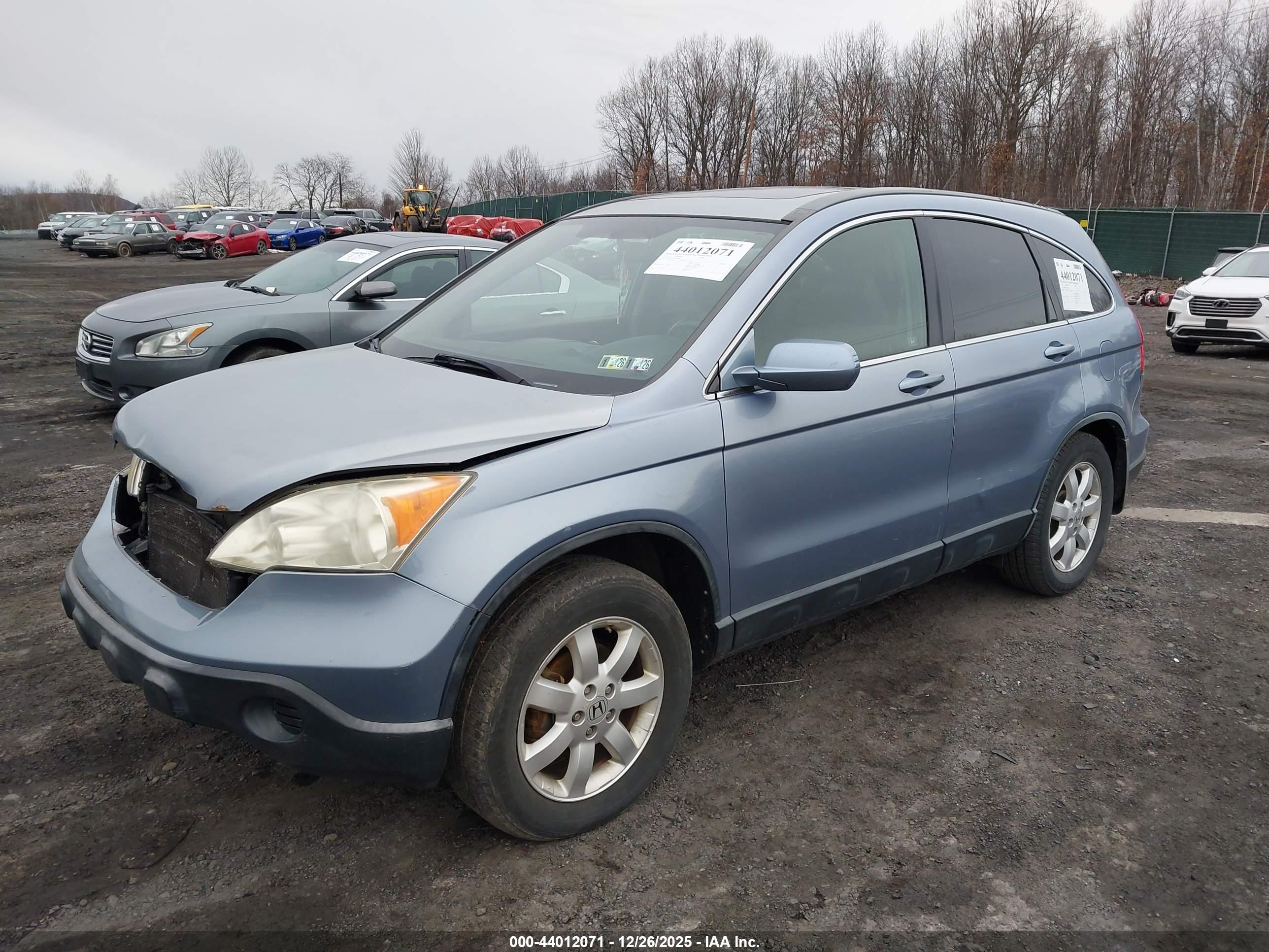 HONDA CR-V image 2