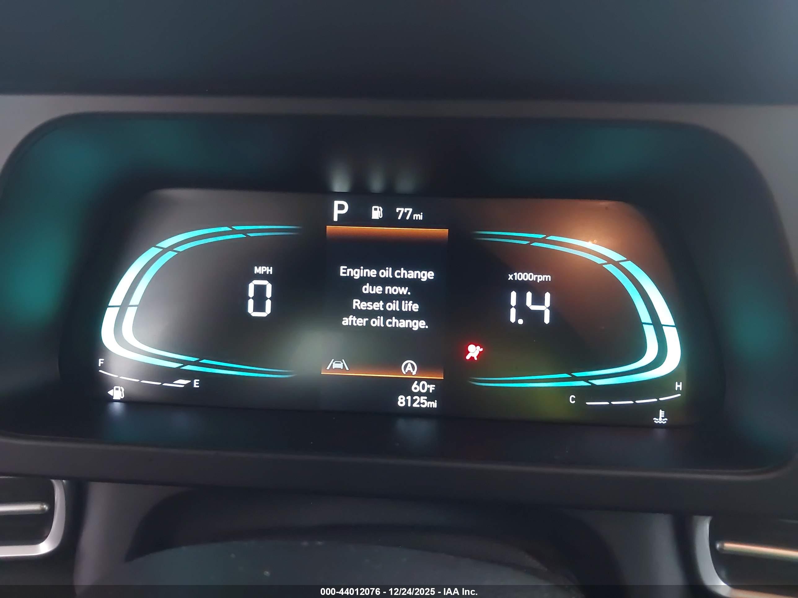 HYUNDAI ELANTRA image 7