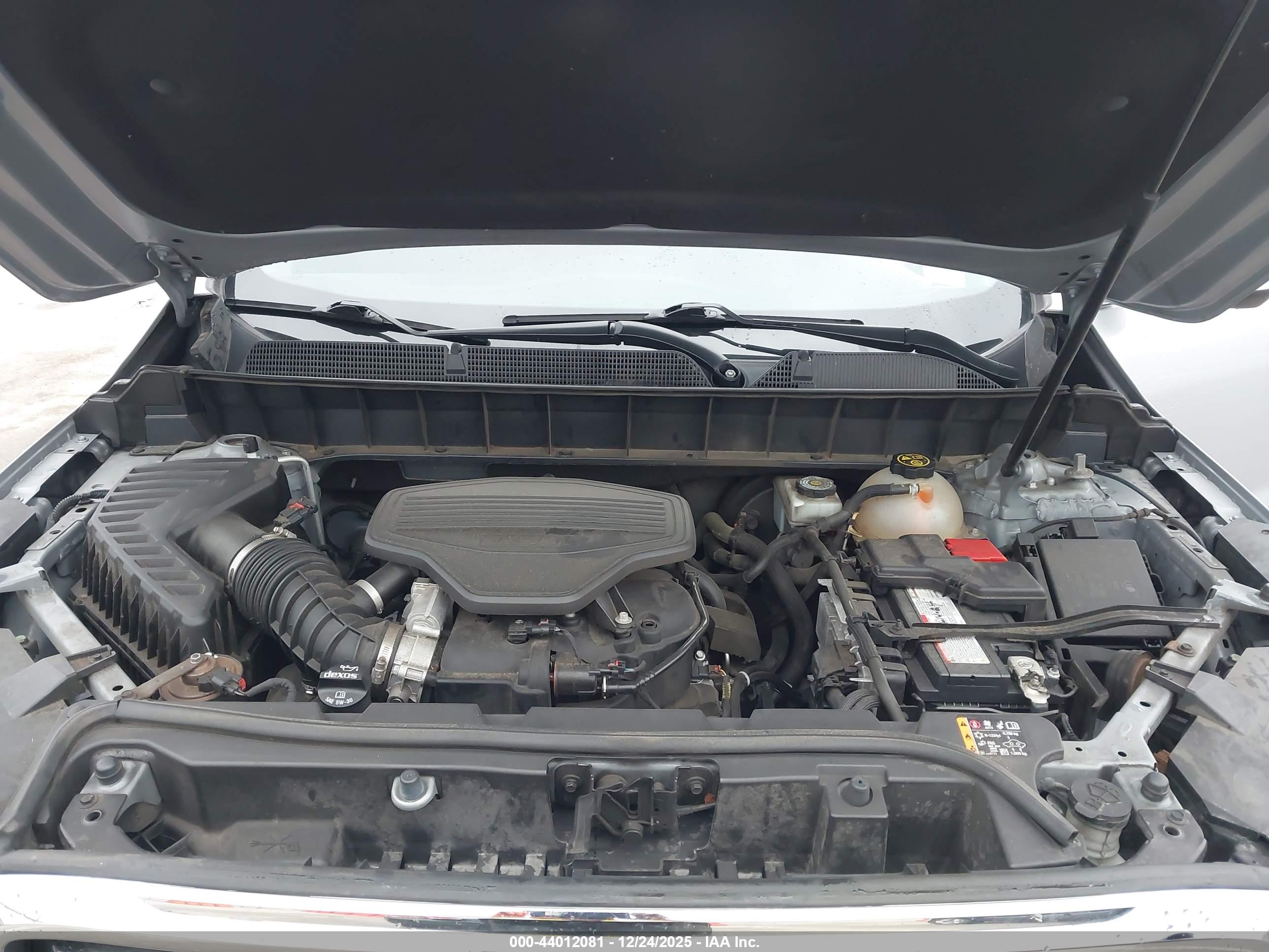 GMC ACADIA image 10