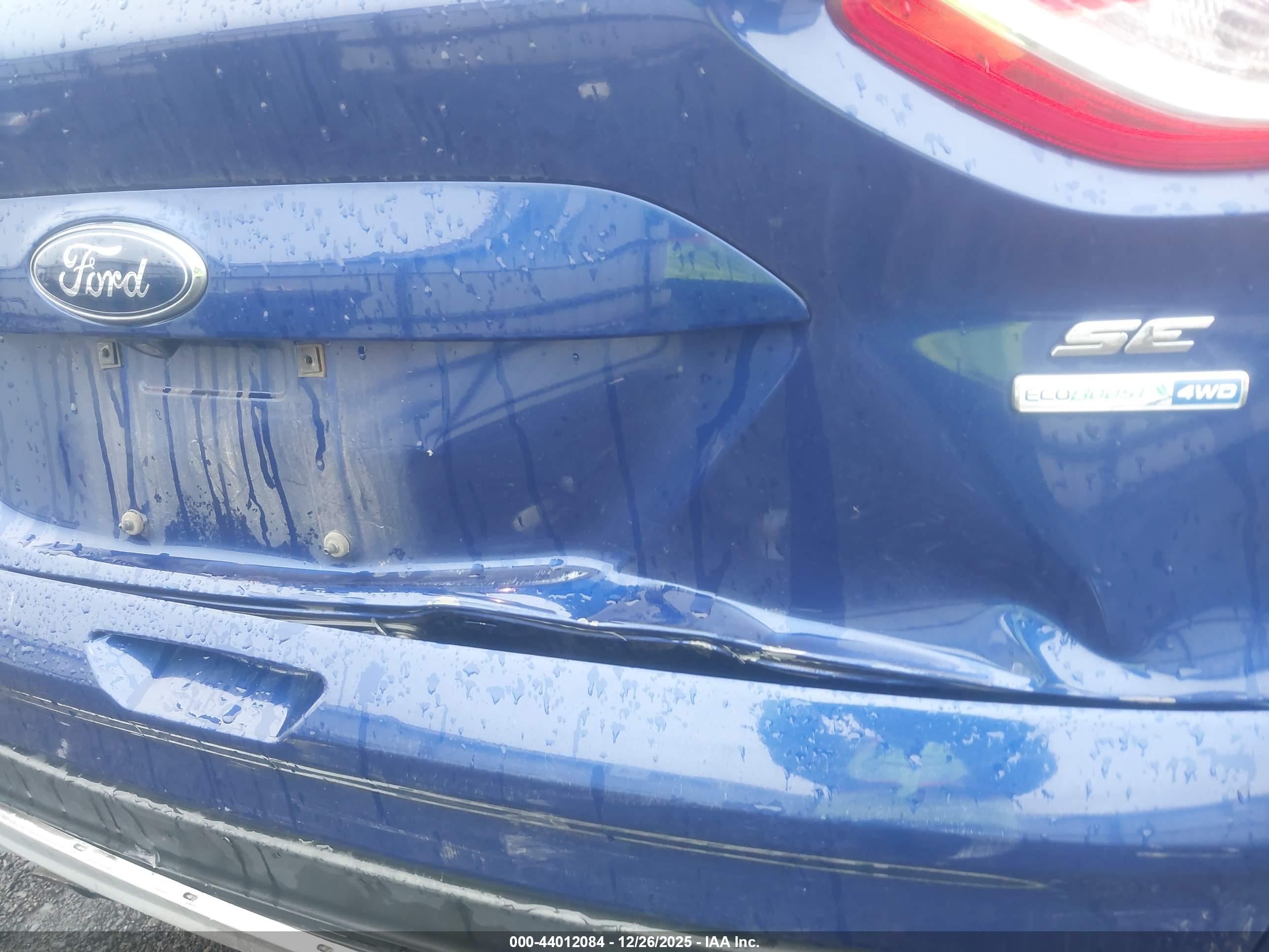 FORD ESCAPE image 6