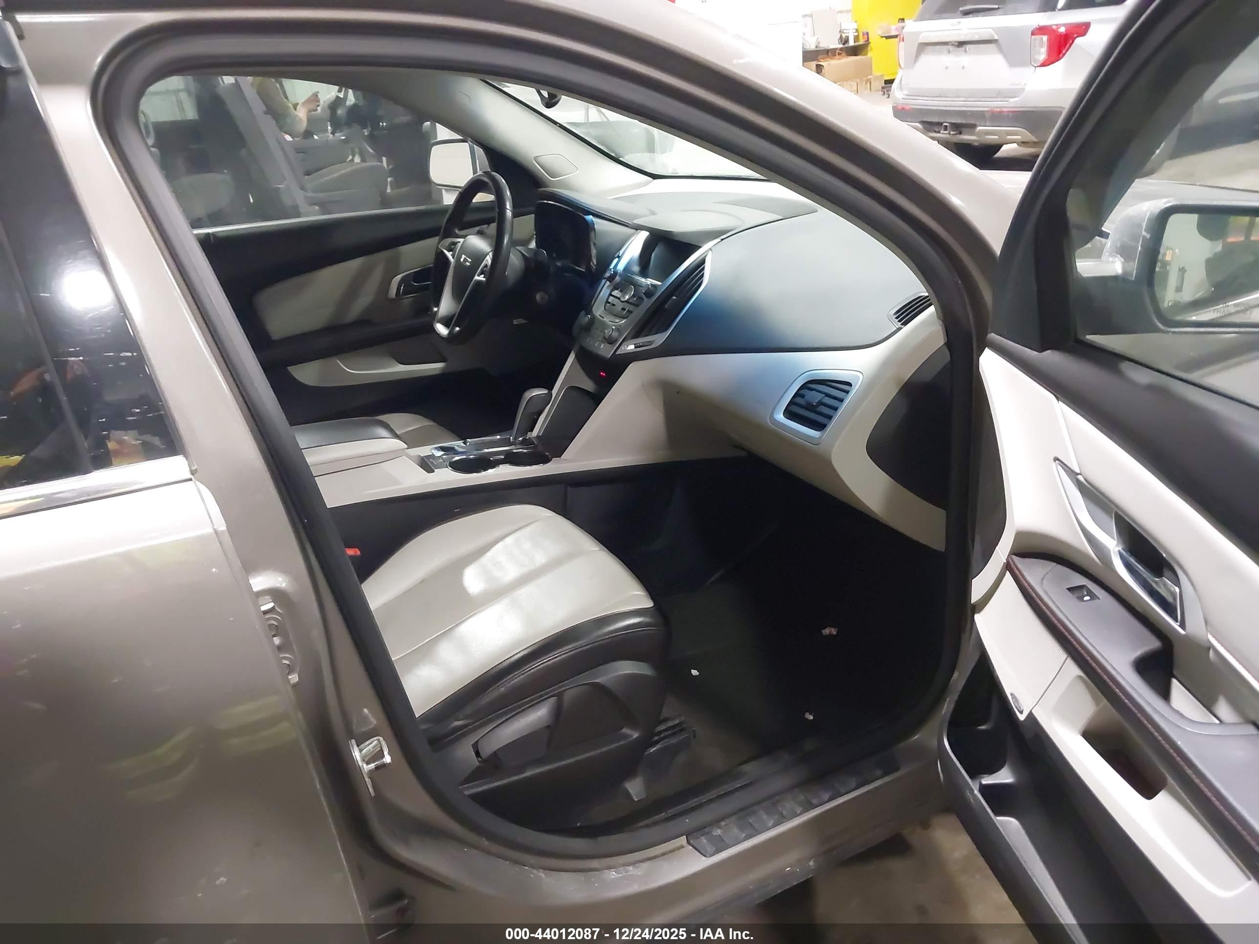 GMC TERRAIN image 5