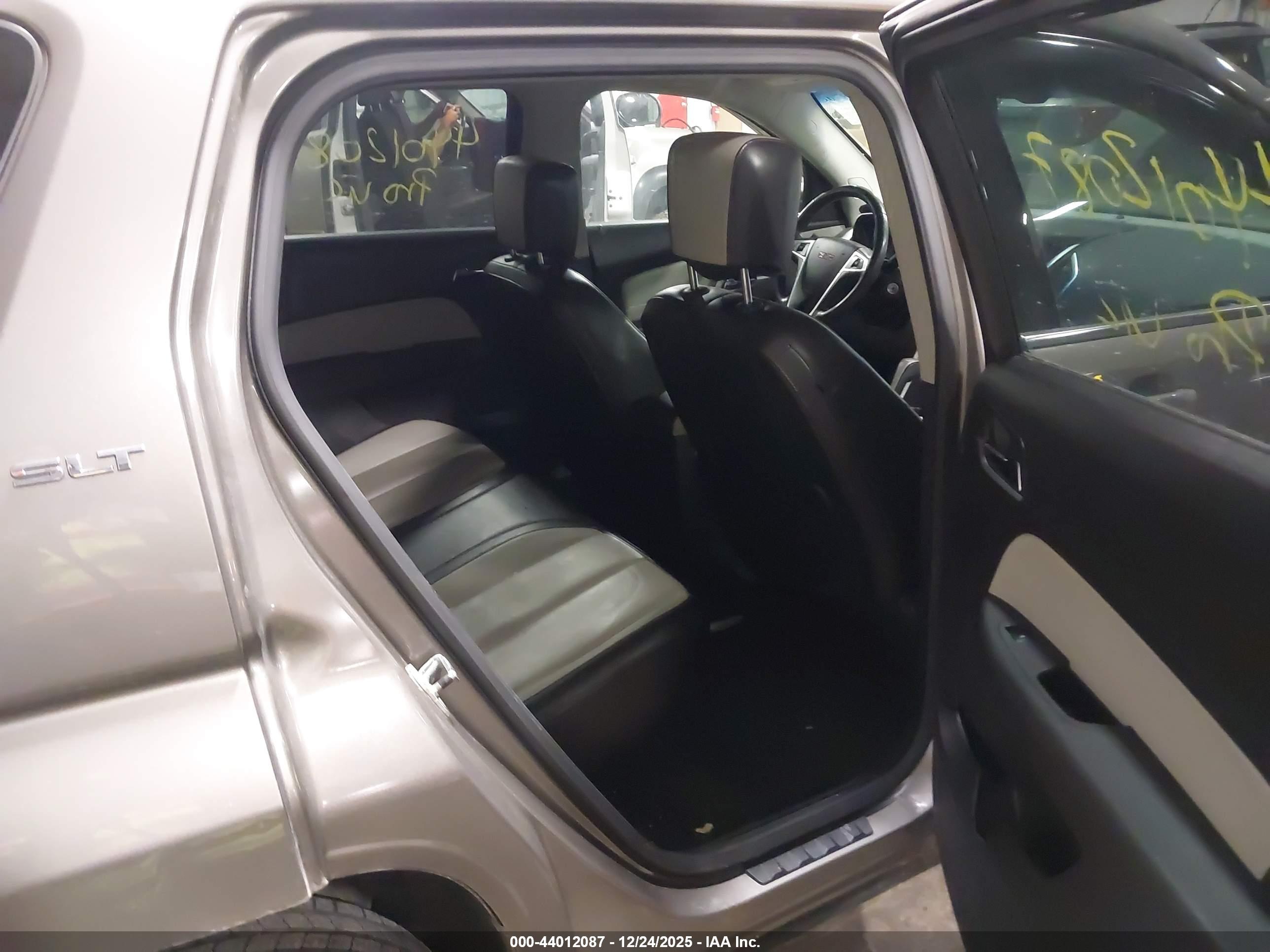 GMC TERRAIN image 8