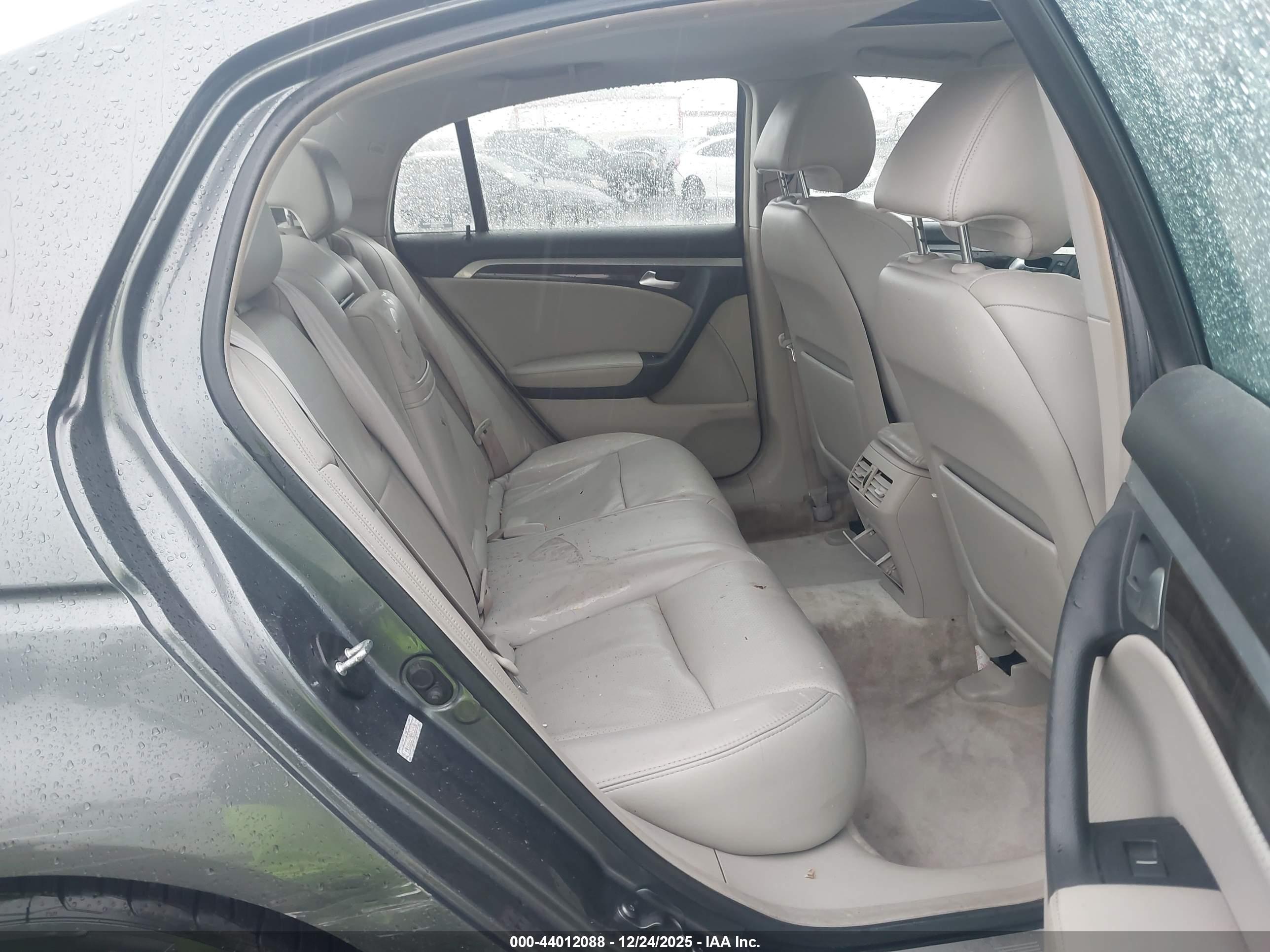 ACURA TL image 8