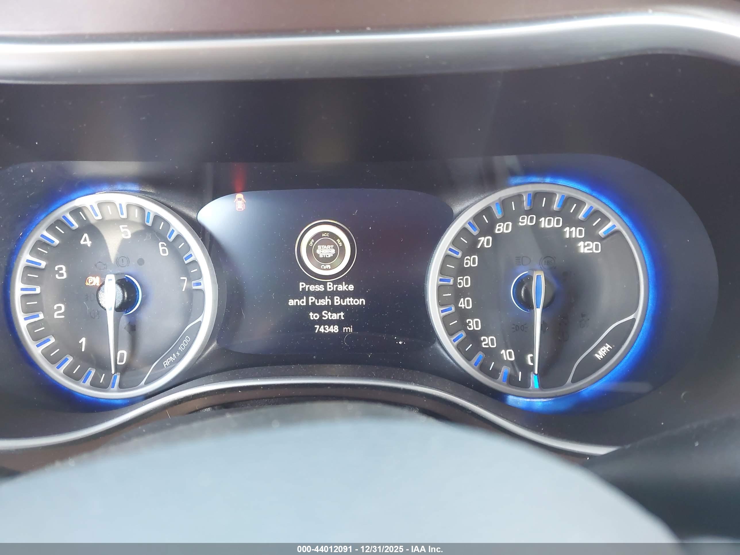 CHRYSLER PACIFICA image 7