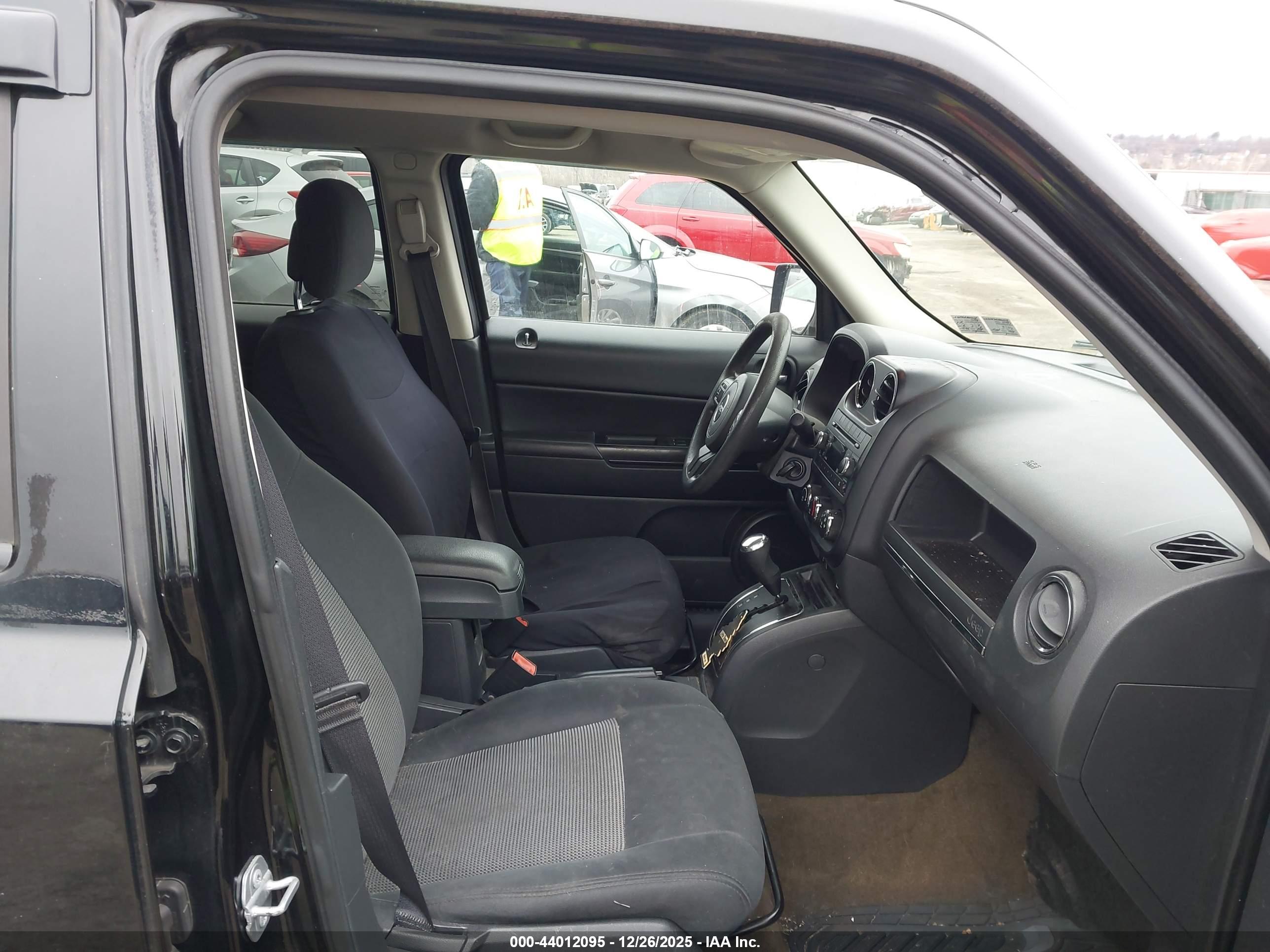 JEEP PATRIOT image 5