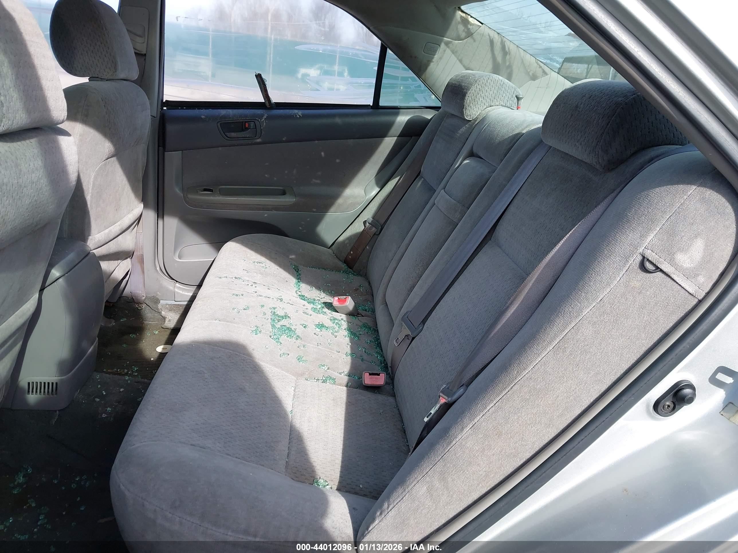 TOYOTA CAMRY image 8