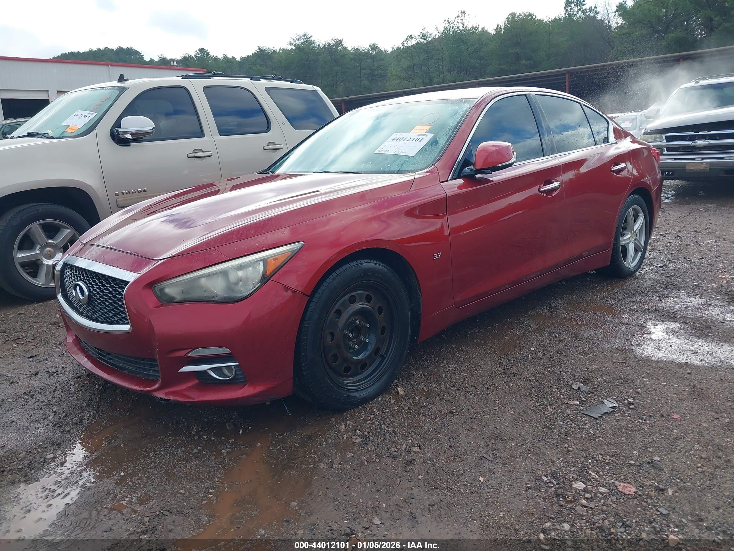 INFINITI Q50 image 2