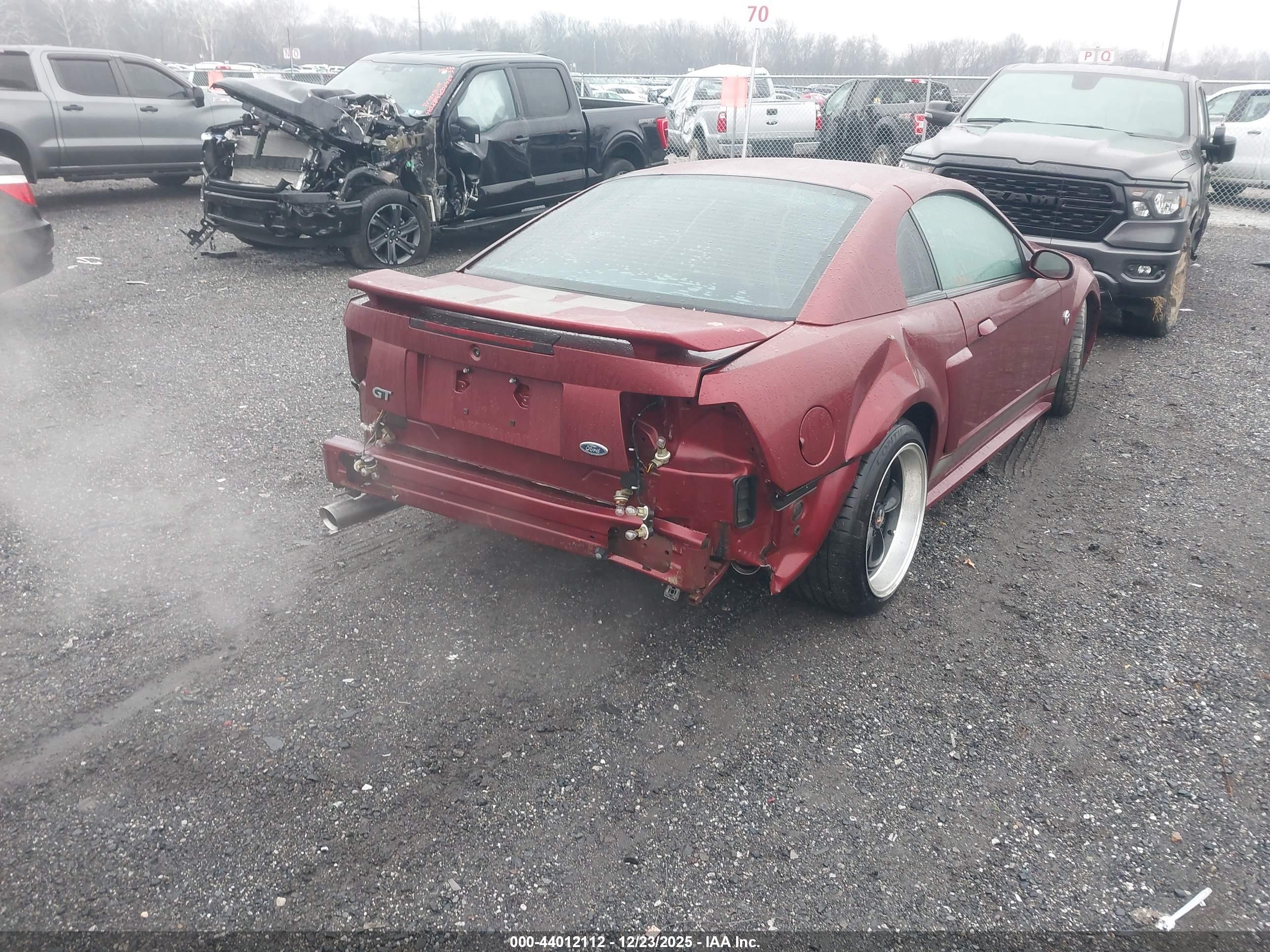 FORD MUSTANG image 4