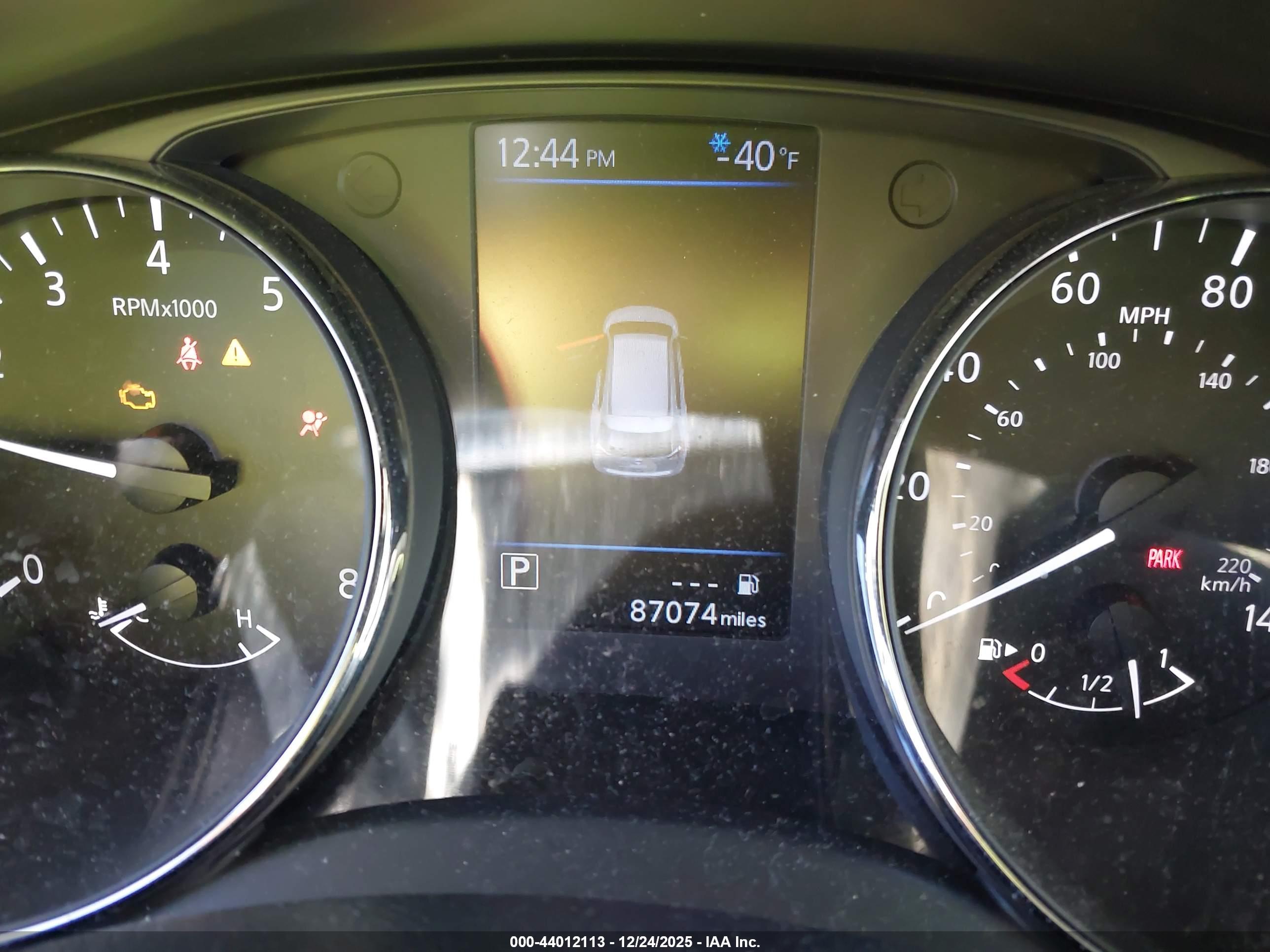 NISSAN ROGUE image 7