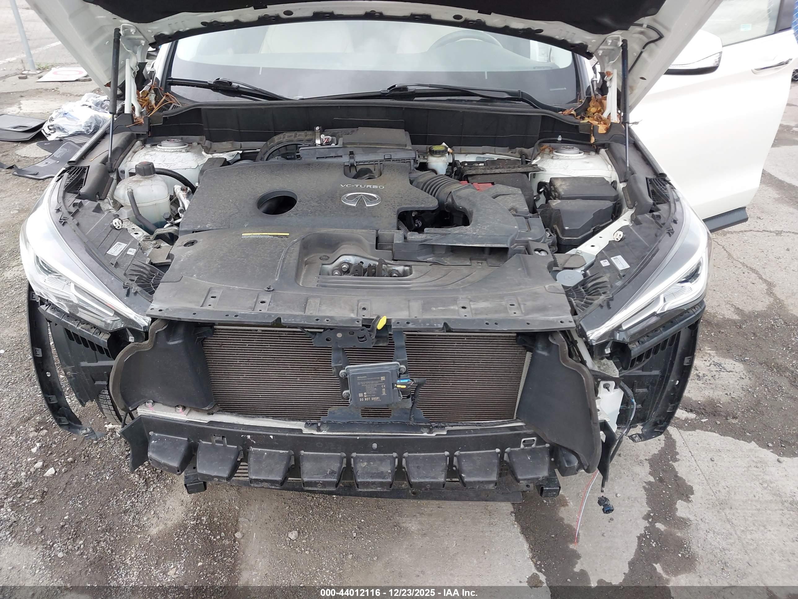 INFINITI QX50 image 10