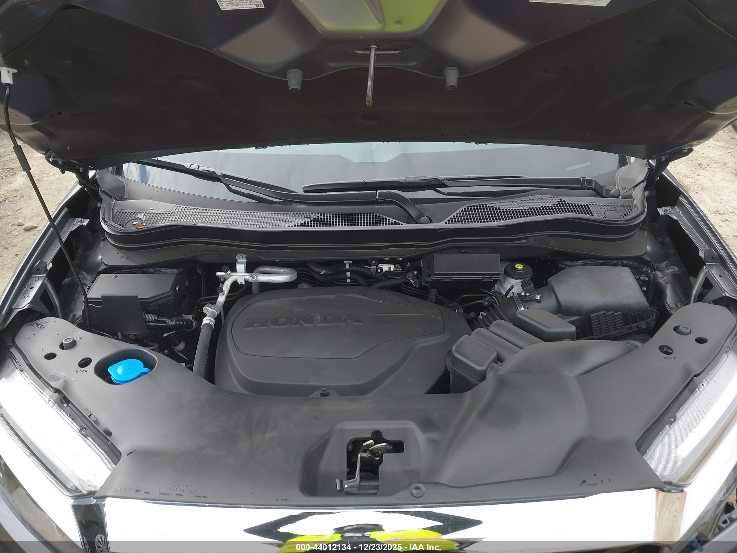 HONDA RIDGELINE image 10