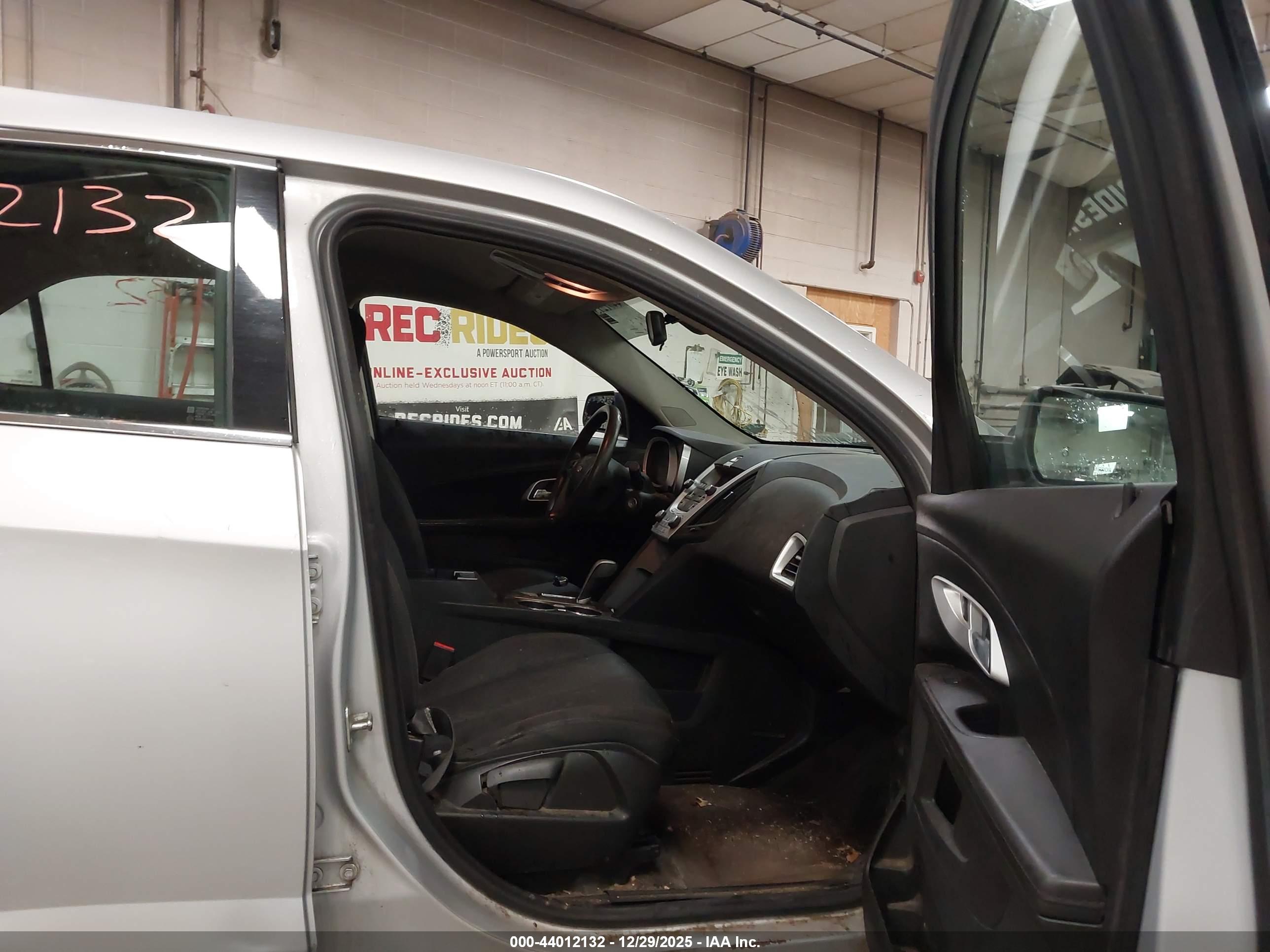 CHEVROLET EQUINOX image 5