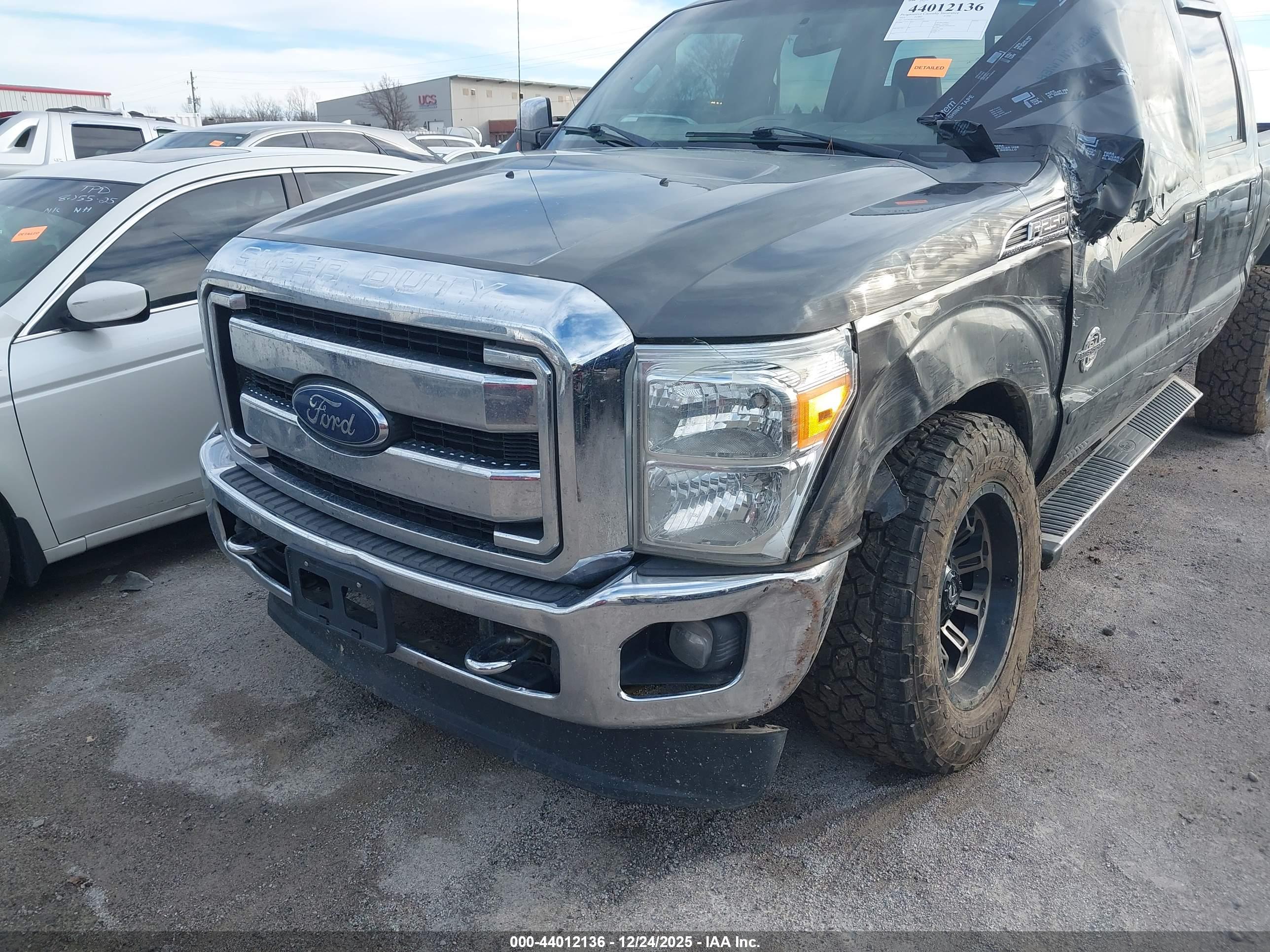 FORD F-250 image 6