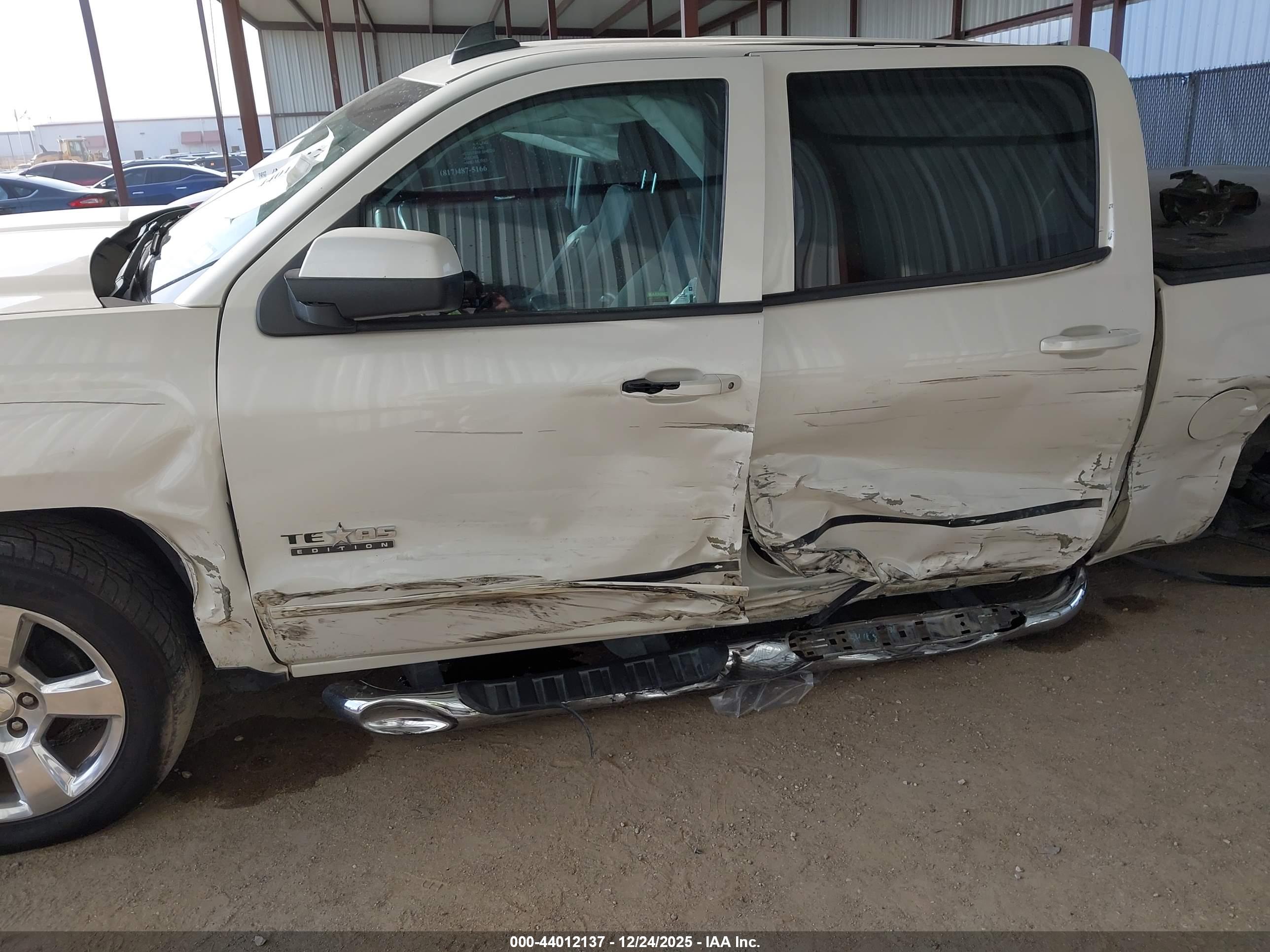 CHEVROLET SILVERADO image 6