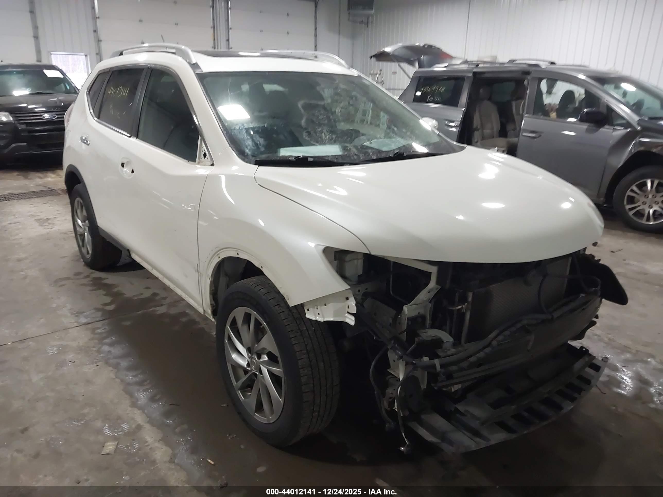 NISSAN ROGUE image 6